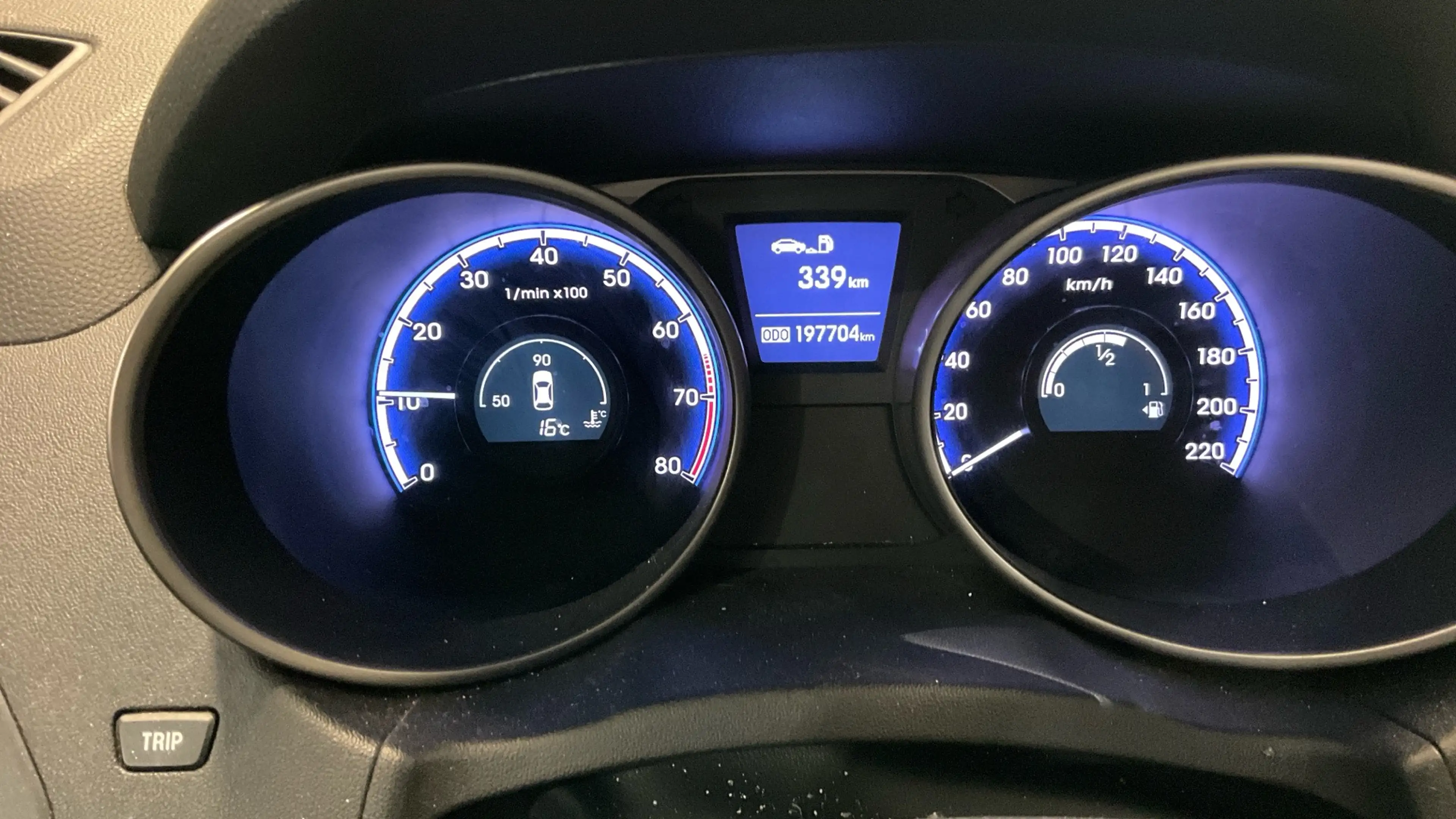 Hyundai iX35 Style 2.0 2WD Sitzheizung, Klimaautomatik, TÜV NEU! — photo 13