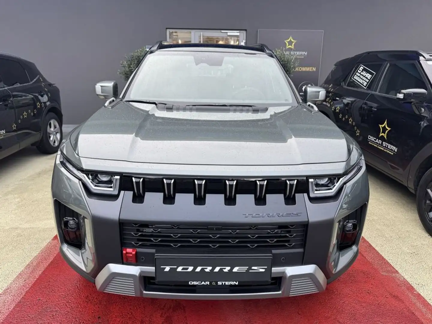 KGM Torres HEV Hybrid Premium Automatik VORFÜHRWAGEN Grün - 2