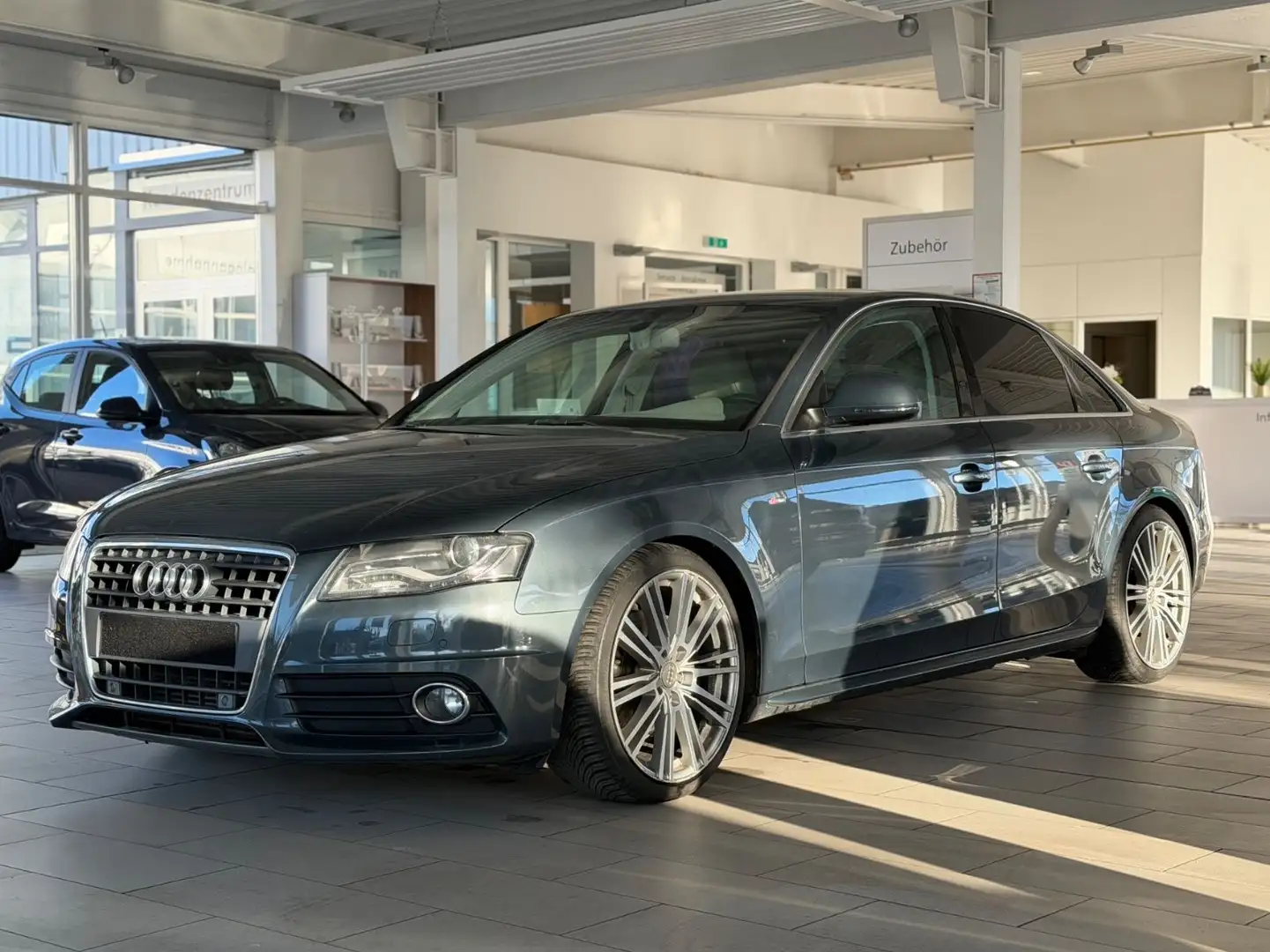 Audi A4 Lim. Ambiente*S-LINE*LEDER*NAVI*BI.XEN*AHK* Grau - 1