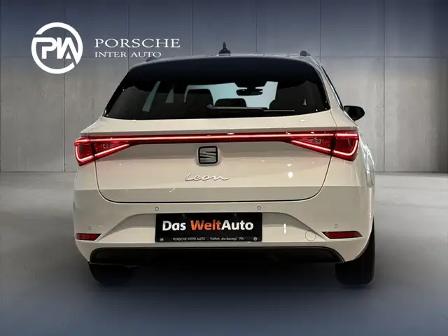 Seat Leon Leon view 5