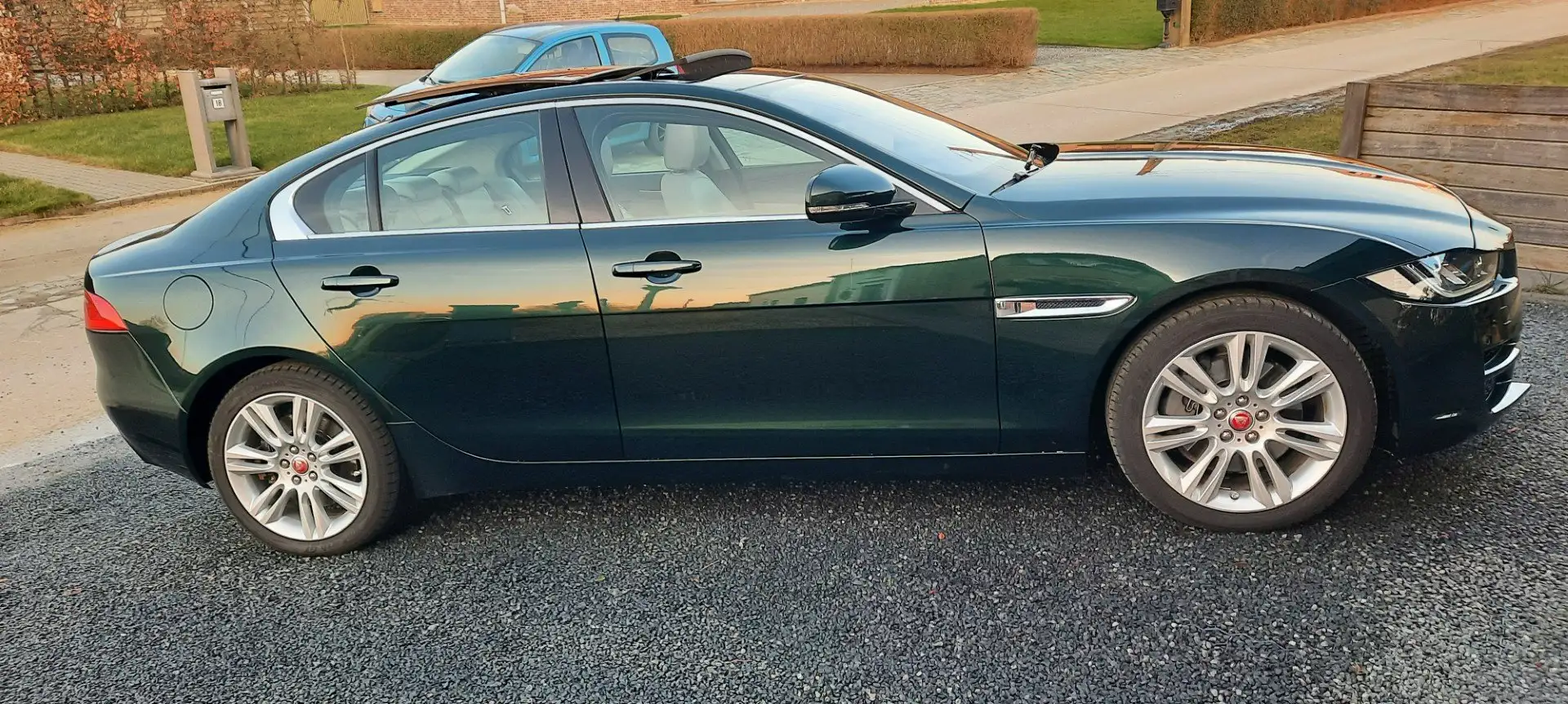 Jaguar XE XE 20t Portfolio Groen - 2
