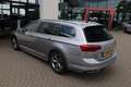 Volkswagen Passat Variant 1.5 TSI Elegance Business R 110KW/150PK DSG, NL au Zilver - thumbnail 2
