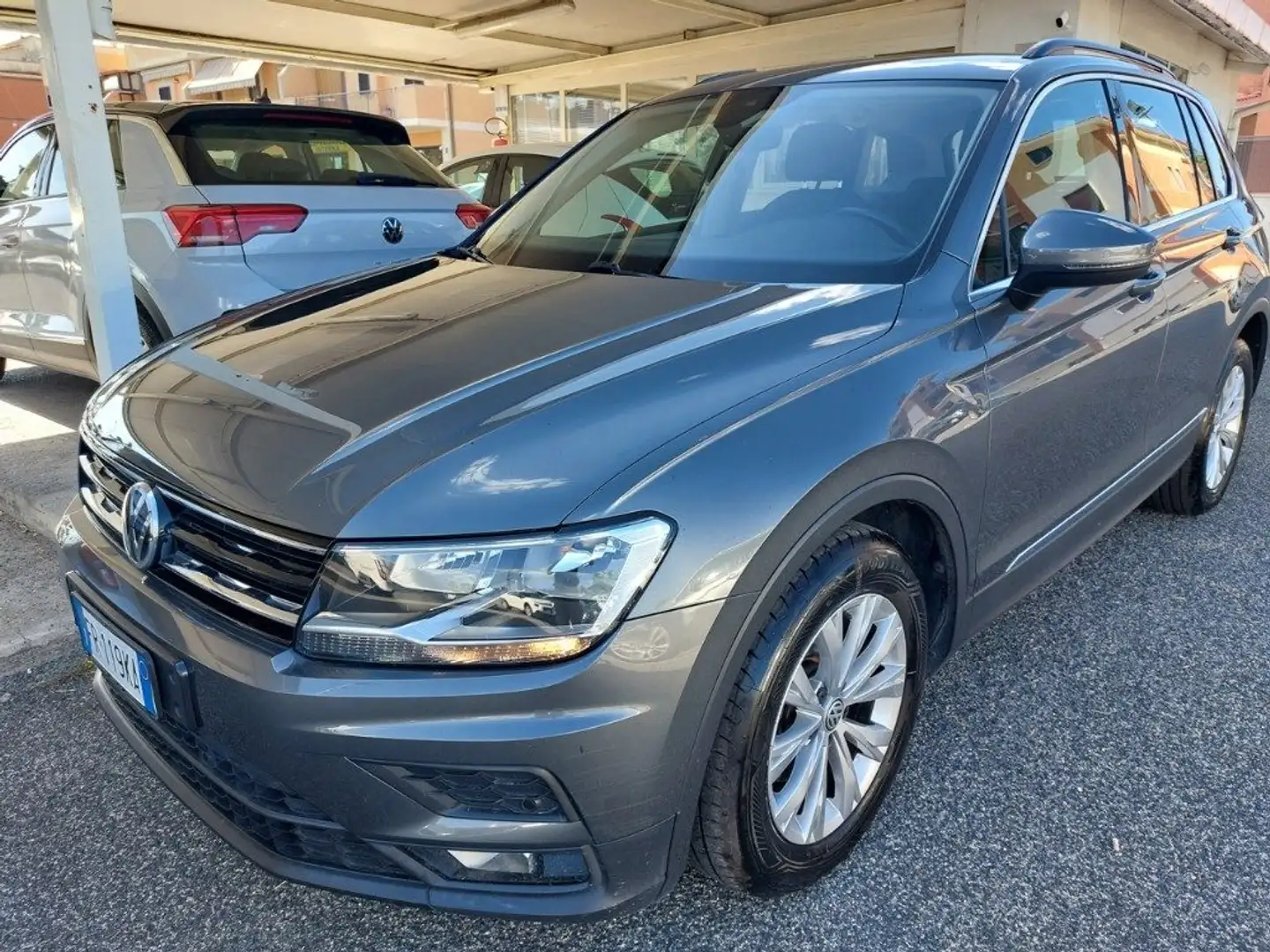 Volkswagen Tiguan 1.6 TDI SCR Business BlueMotion Technology Grigio - 1