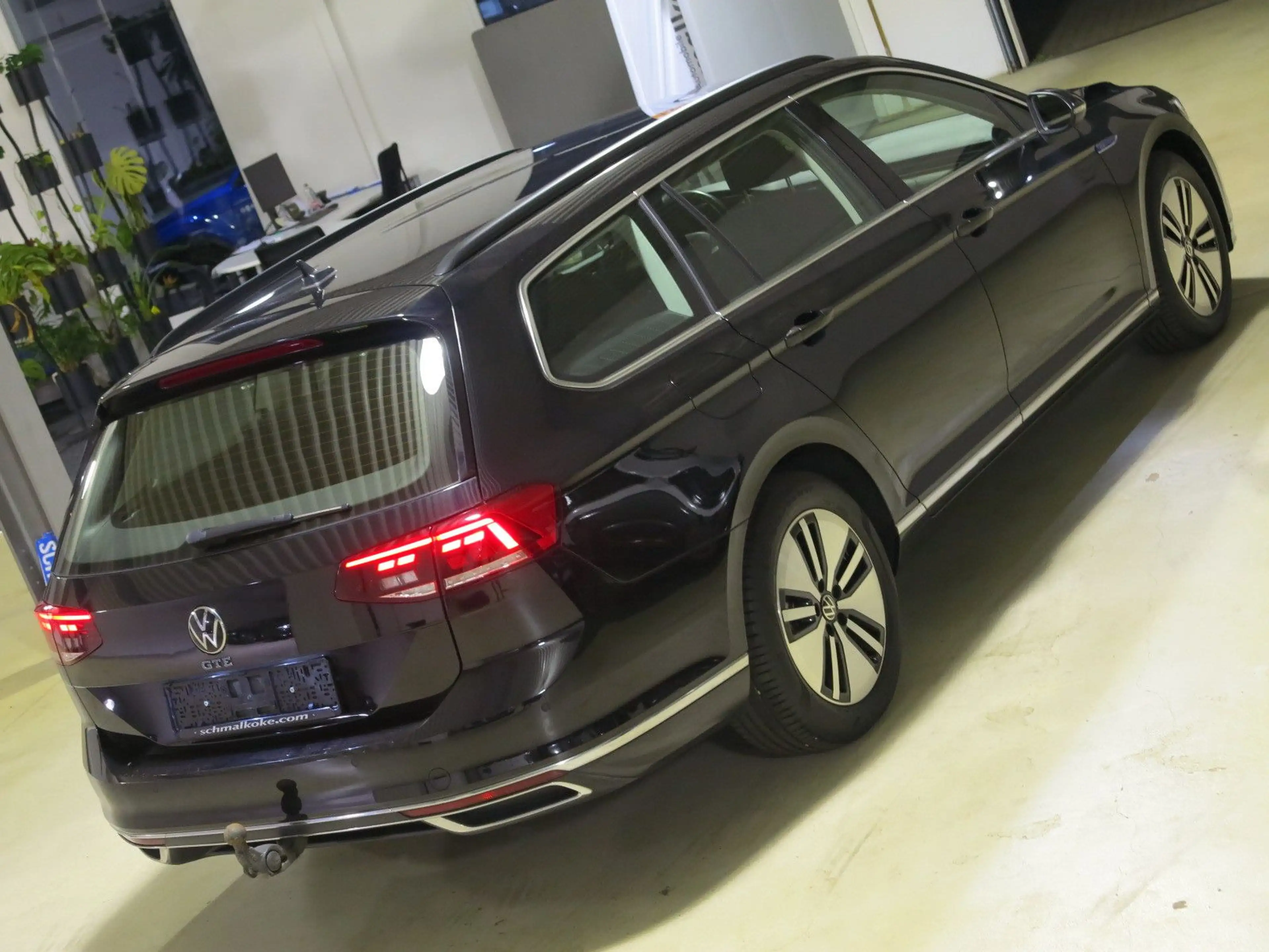 Volkswagen Passat Variant 1.4 TSI Plug-In-Hybrid DSG GTE — photo 3