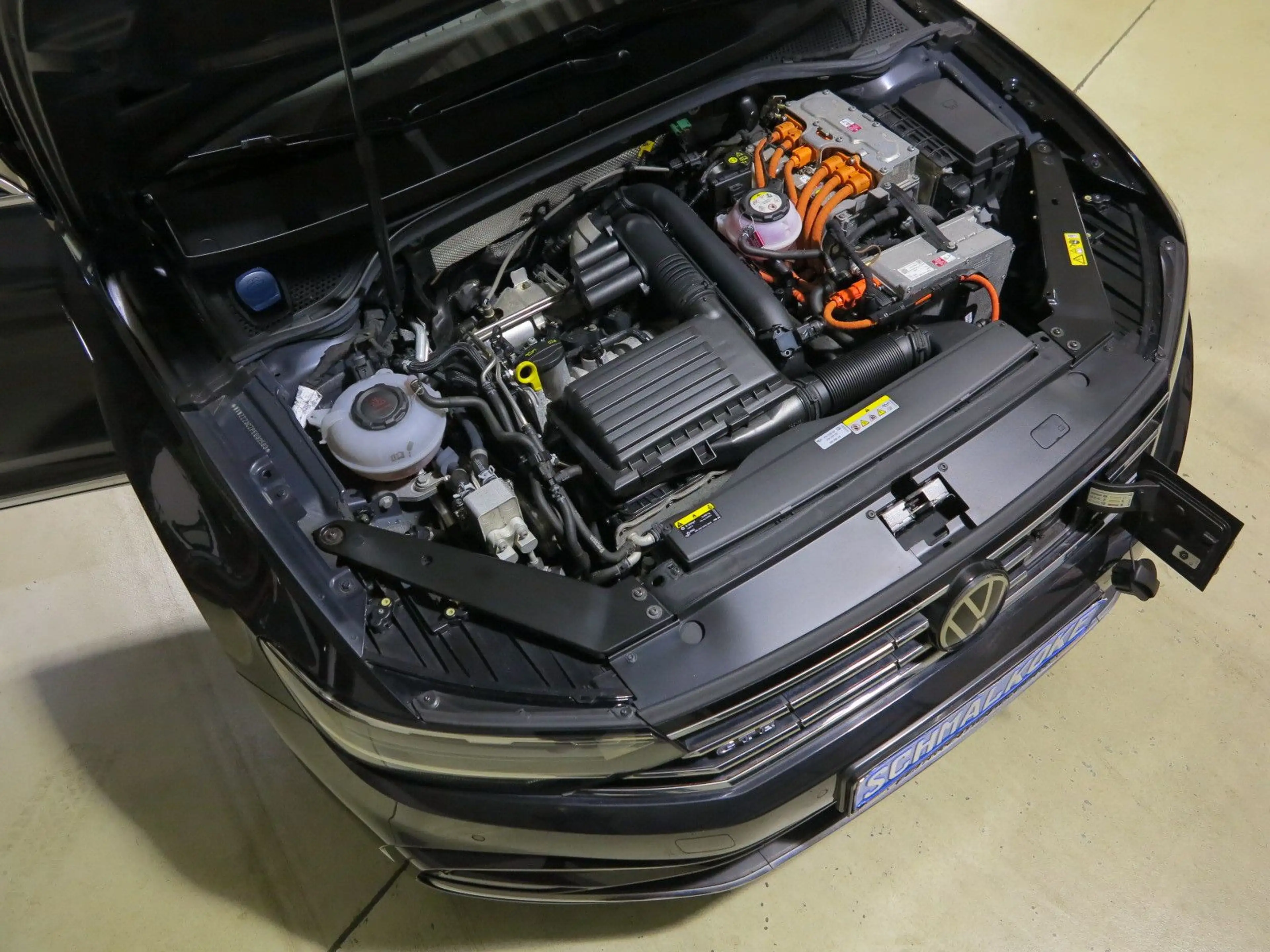 Volkswagen Passat Variant 1.4 TSI Plug-In-Hybrid DSG GTE — photo 8