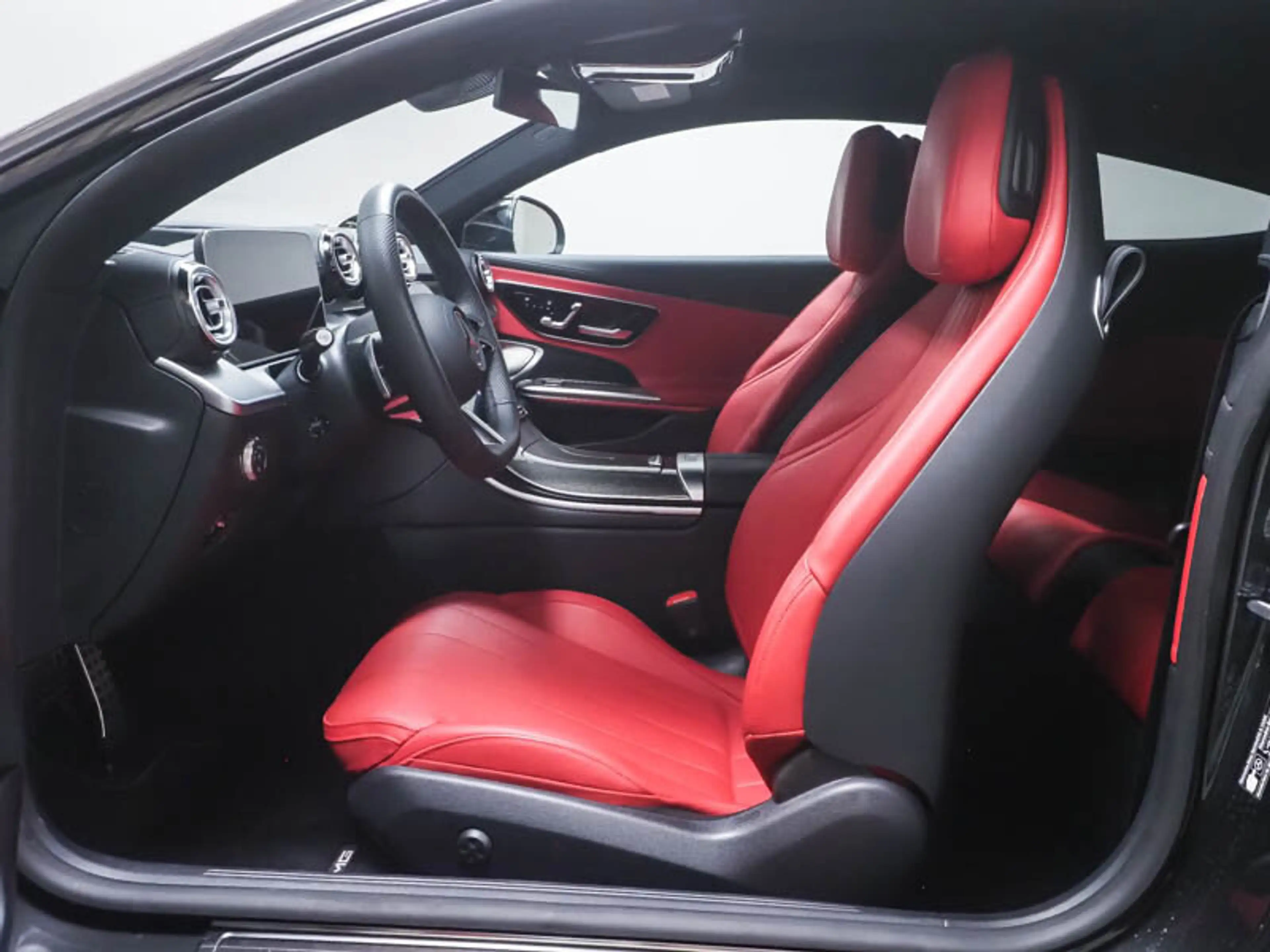 Mercedes-Benz CLE 450 CLE 450 4M Coupé AMG *PREMIUMPLUS*ROT*SITZKLIMA* — photo 7