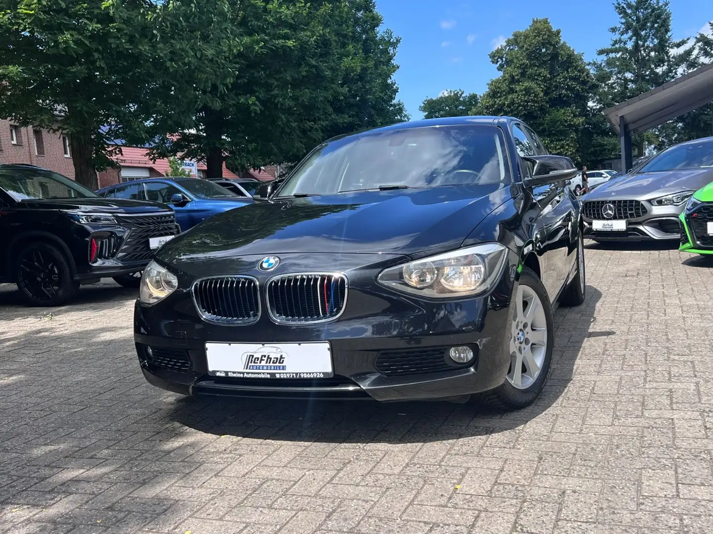 BMW 114 i Baureihe 1 Lim. 5-trg. Schwarz - 1