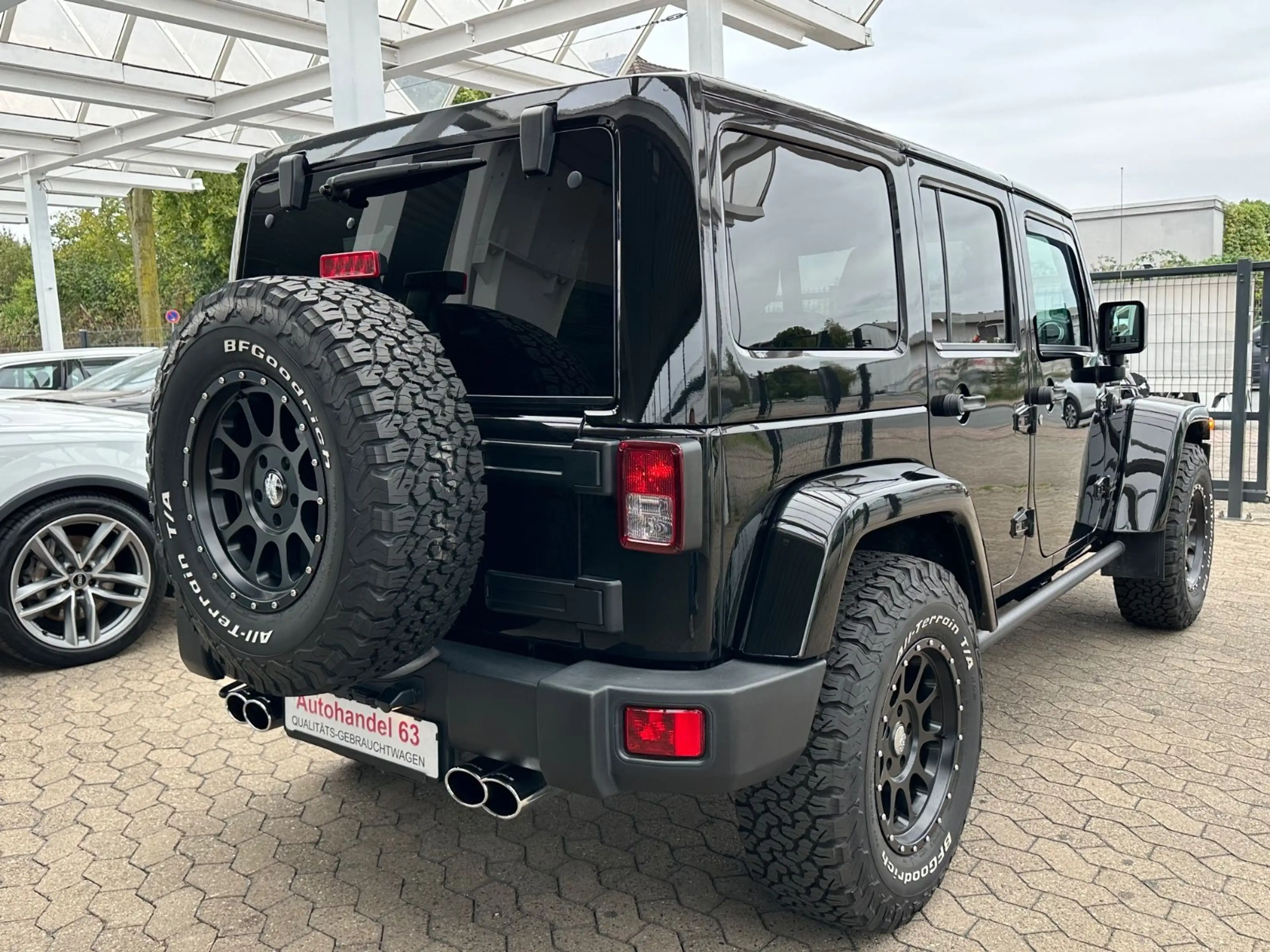 Jeep Wrangler Unlimited Rubicon/offroad*Leder*AHK*Tri — photo 4