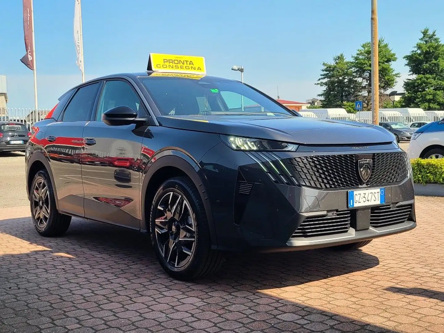 Peugeot 3008 Hybrid 136 e-DCS6 Allure Gris - 1
