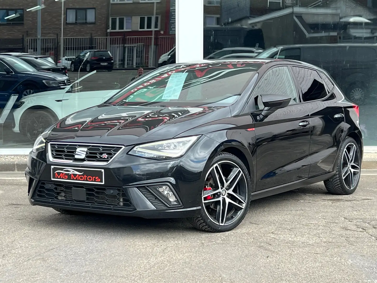 SEAT Ibiza 1.0 TSI FR DSG 110CV XENON LED CAMERA ACC JA18" Zwart - 1