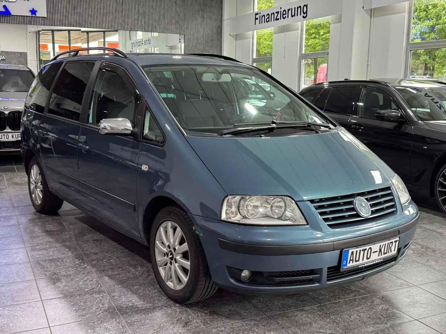 Volkswagen Sharan 1.9TDI 96kW Highline*6-Sitze*Shz*Tüv03-27 Azul - 1