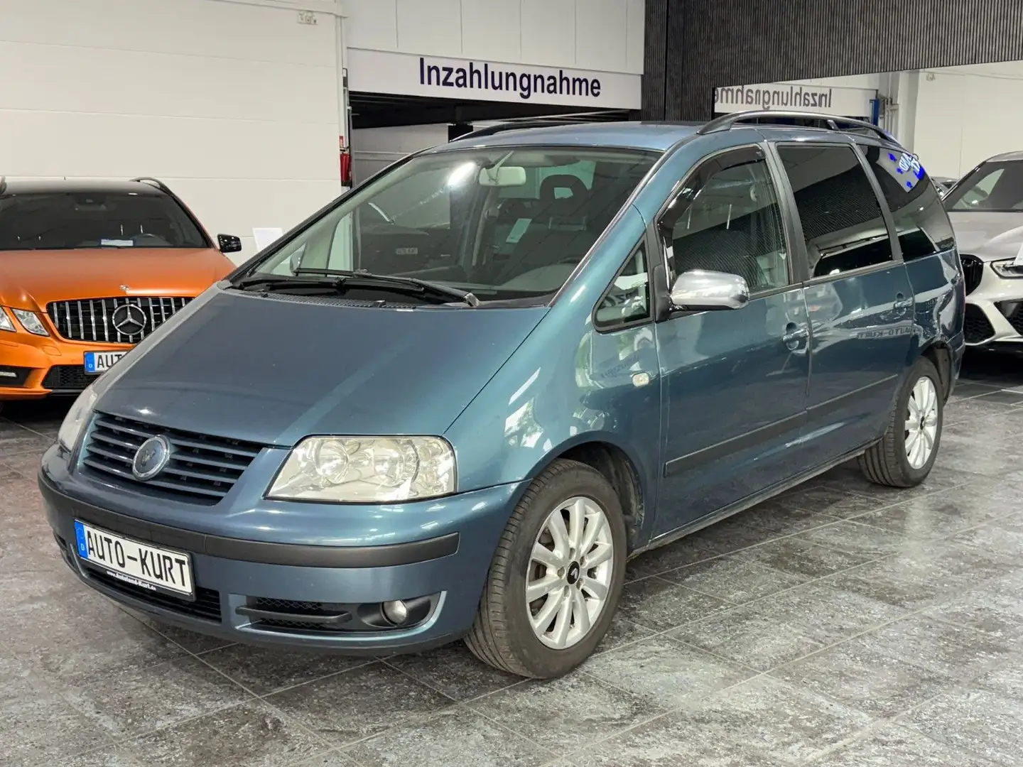 Volkswagen Sharan 1.9TDI 96kW Highline*6-Sitze*Shz*Tüv03-27 Azul - 2
