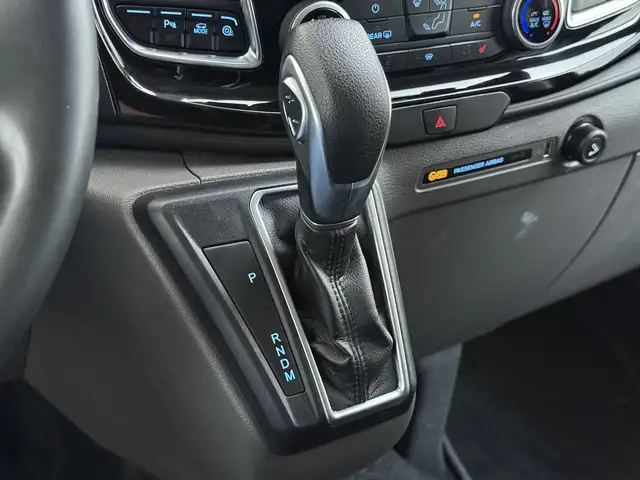 Ford Transit Custom view 18