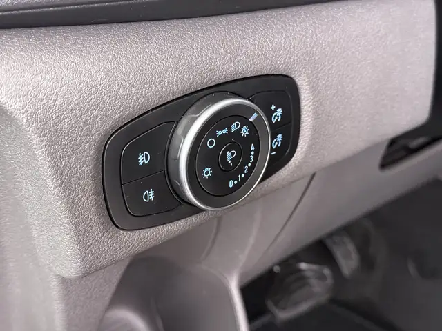 Ford Transit Custom view 30