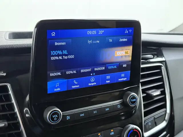Ford Transit Custom view 14
