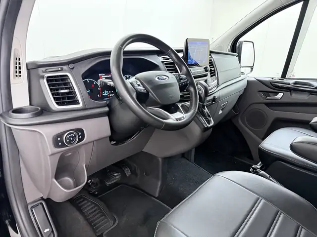 Ford Transit Custom view 9