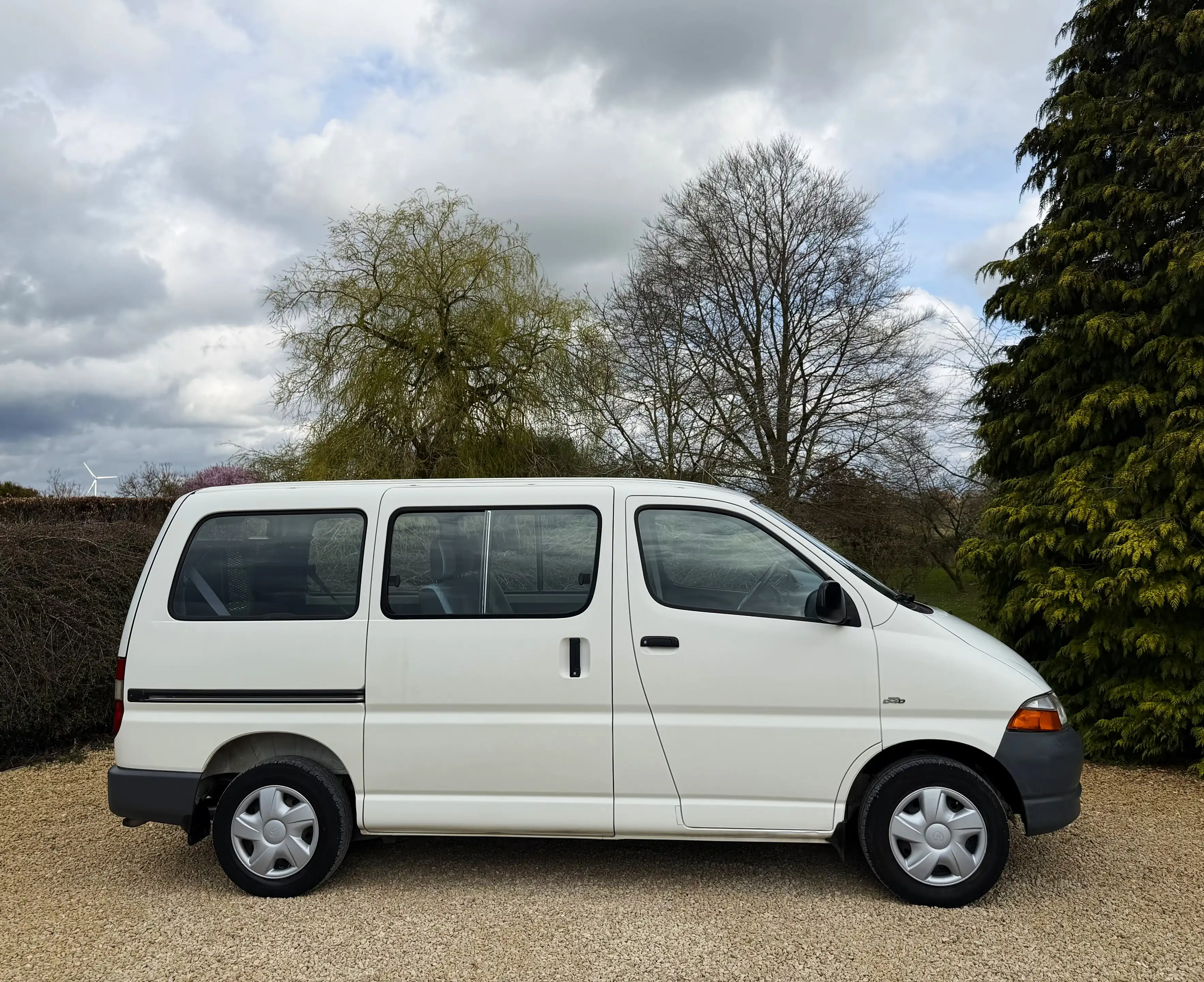 Toyota Hiace 2.5 Turbo D4D "PREPARATION PMR" 9 PLACES GARANTIE — photo 9