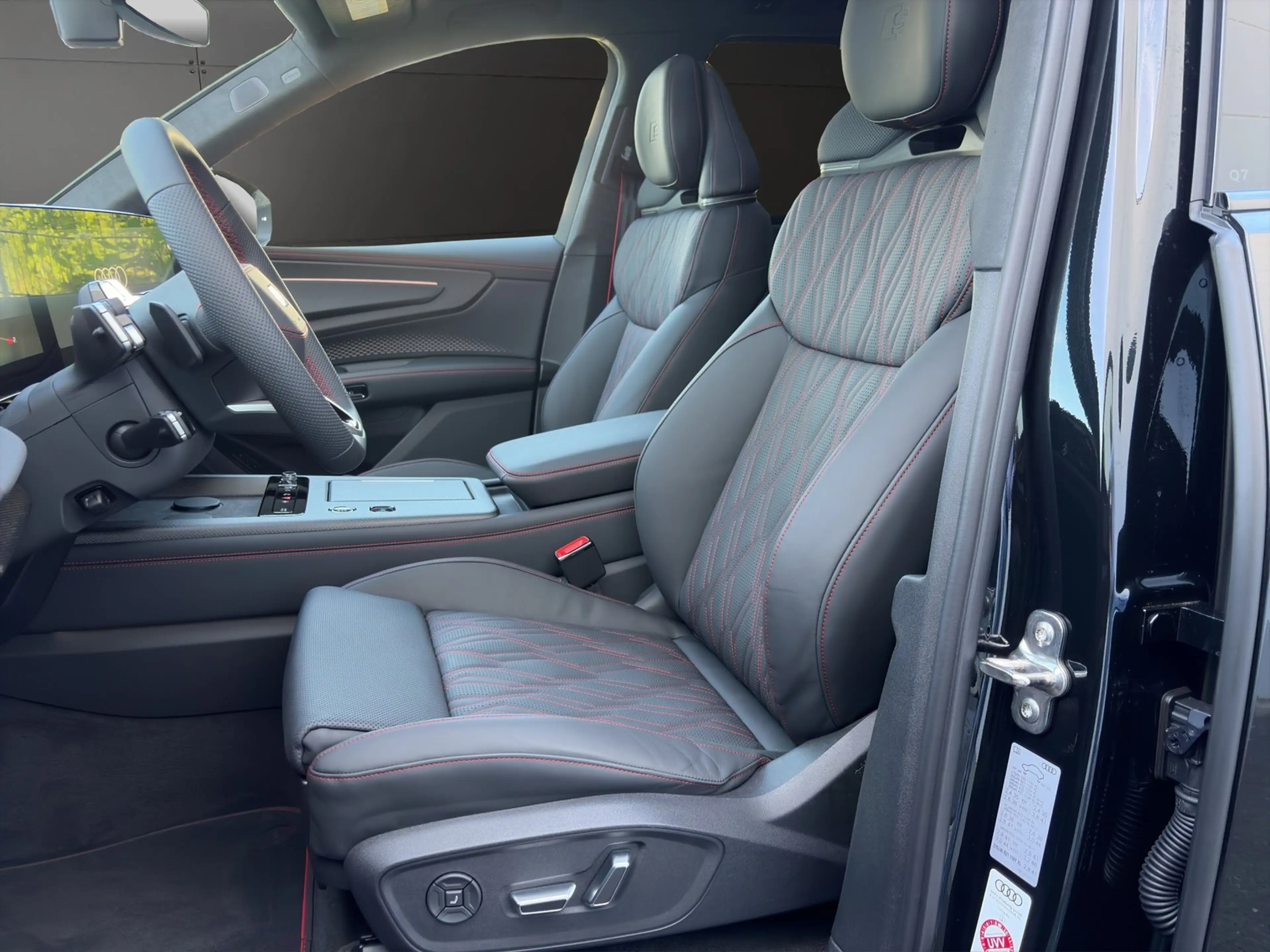 Audi Q7 TDI quattro 220 kW S line AHK+Pano+B&O+HuD — photo 7