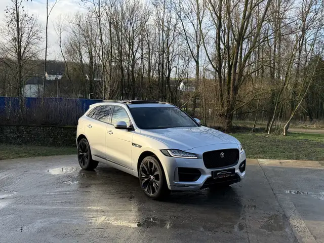 Jaguar F-Pace JAGUAR F-PACE 3.0D 300CV R-SPORT