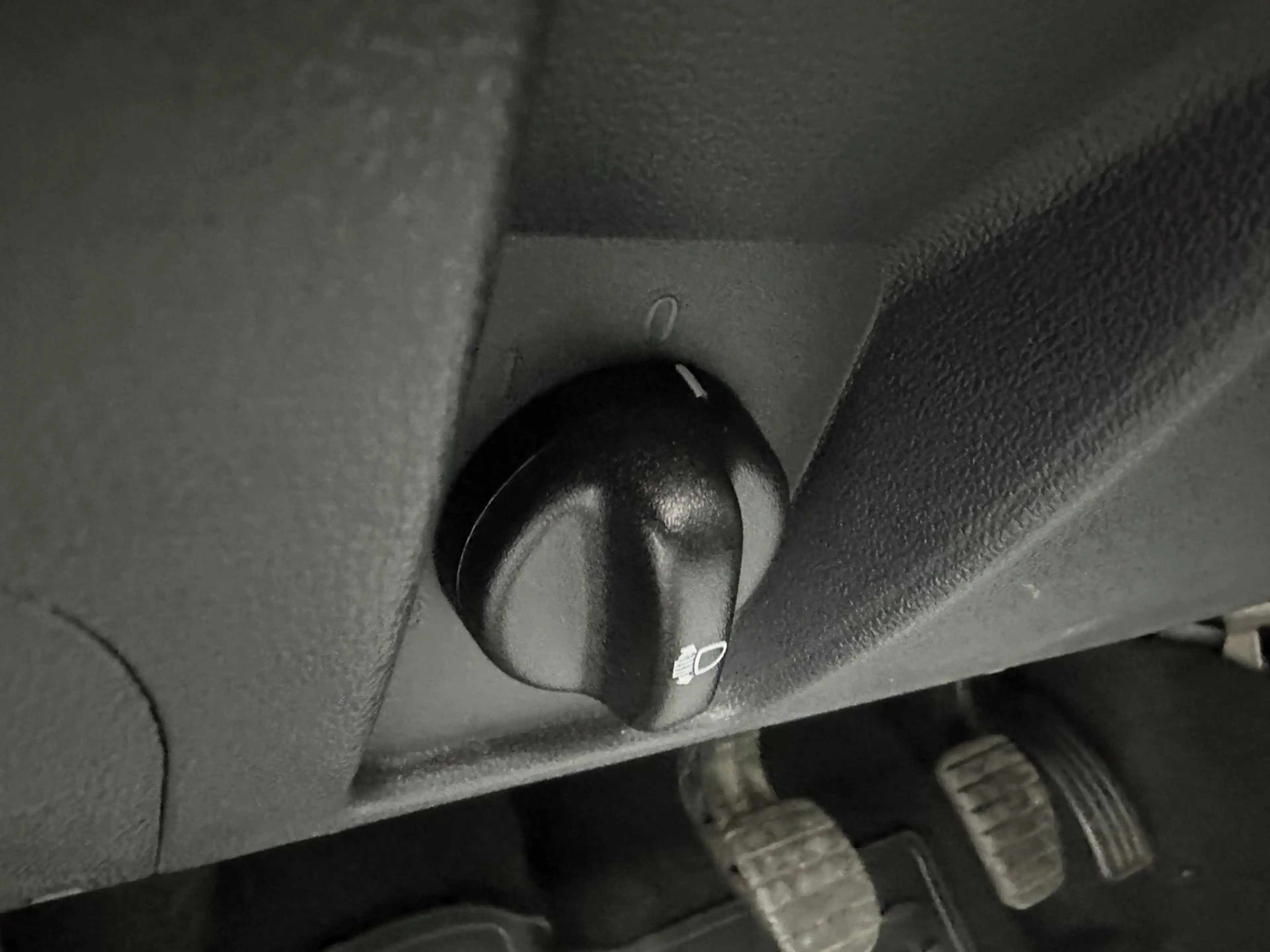 Dacia Duster Prestige 4x2 "LEDER-KLIMA-ALU-TÜV" — photo 15