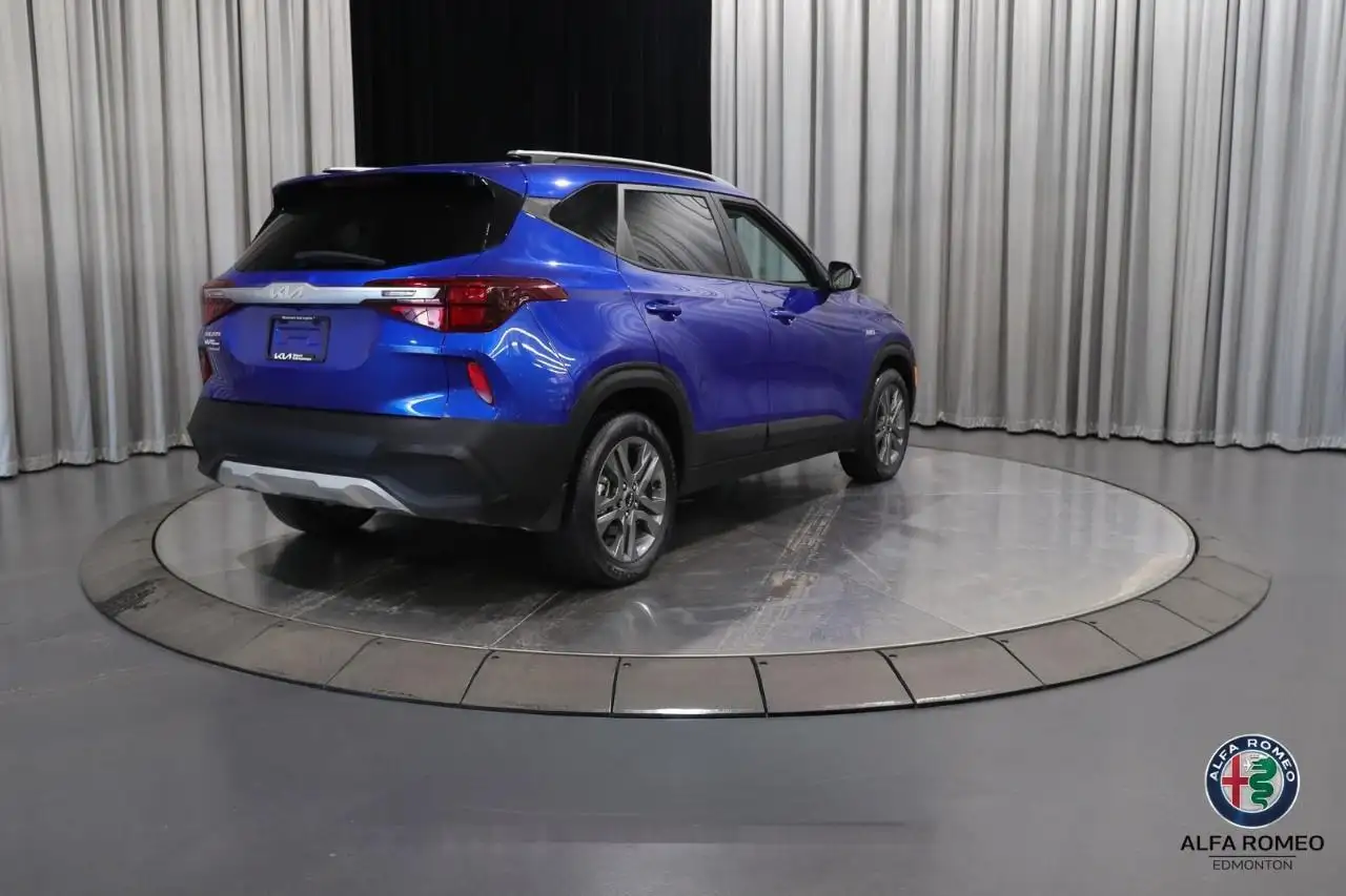 Kia Seltos снимка Kia Seltos