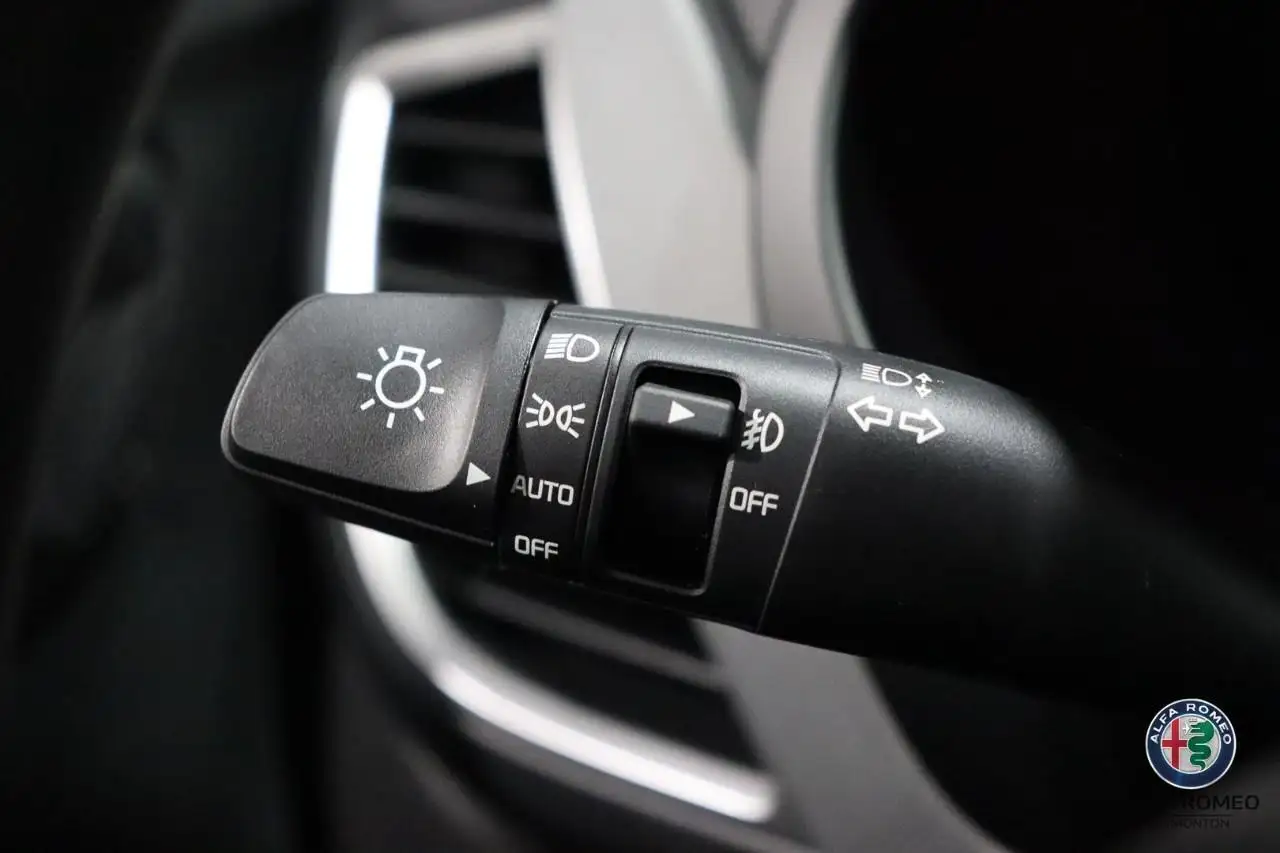 Kia Seltos снимка Kia Seltos