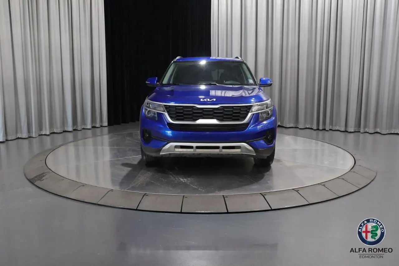 Kia Seltos снимка Kia Seltos