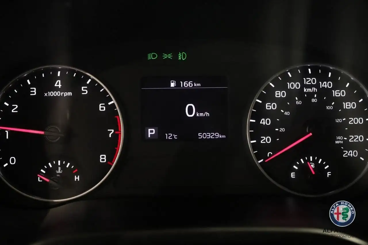 Kia Seltos снимка Kia Seltos