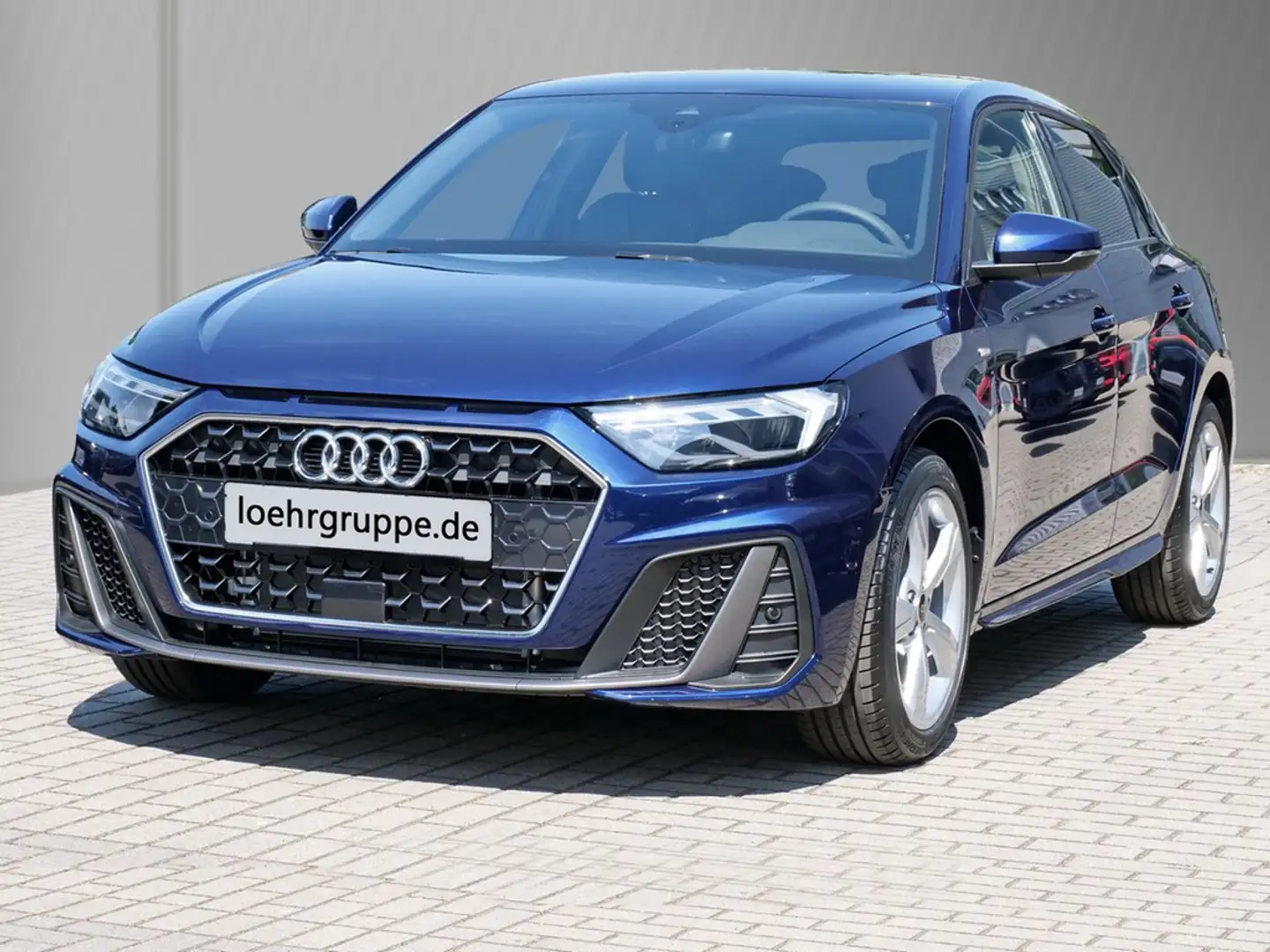 Audi A1 Sportback S line 30 TFSI S tronic 85 kW / 116 PS Blau - 2