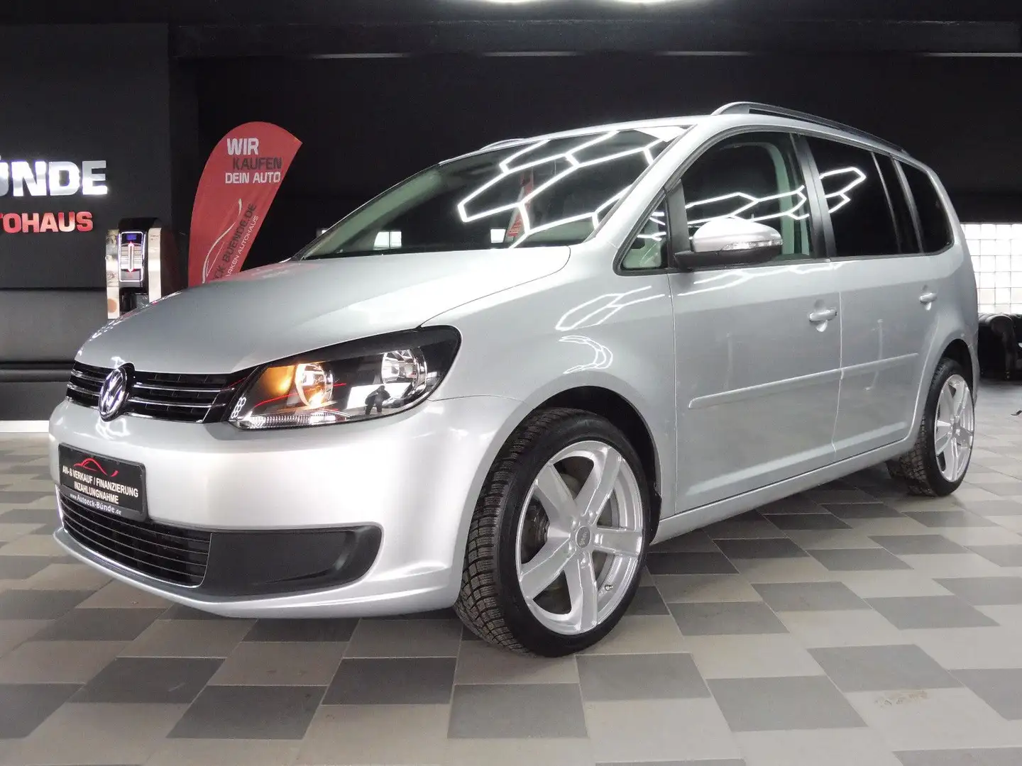 Volkswagen Touran 1.4 TSI Comfortline 7-Sitzer/PDC/Tempomat Silber - 2
