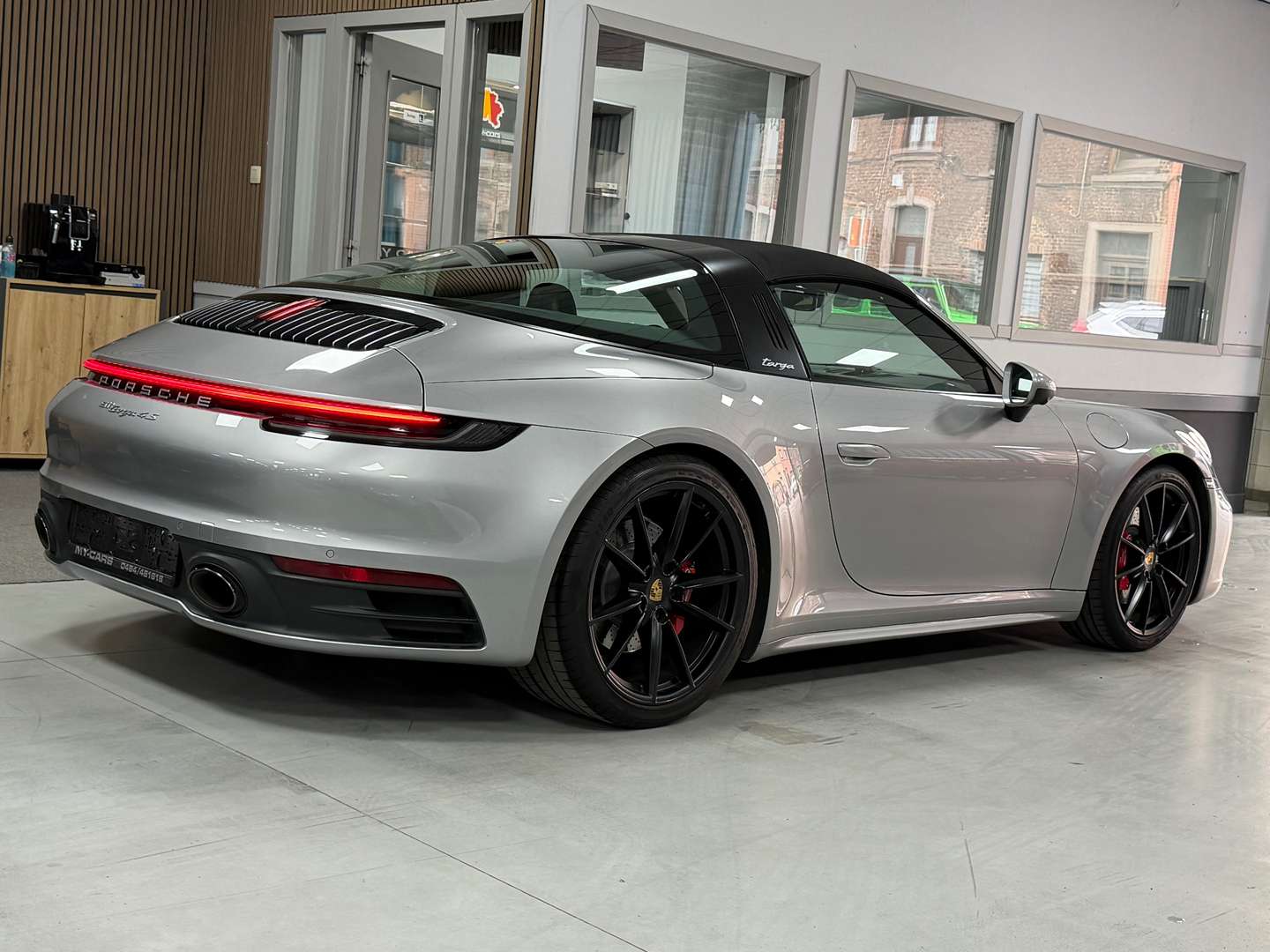 Porsche 911 Targa Carrera 4S -  - Joinsteer - #3