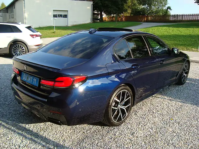 BMW 550 i  X-Drive 1-Besitz Richtig Voll Mod 21 Top !! Ansicht 3