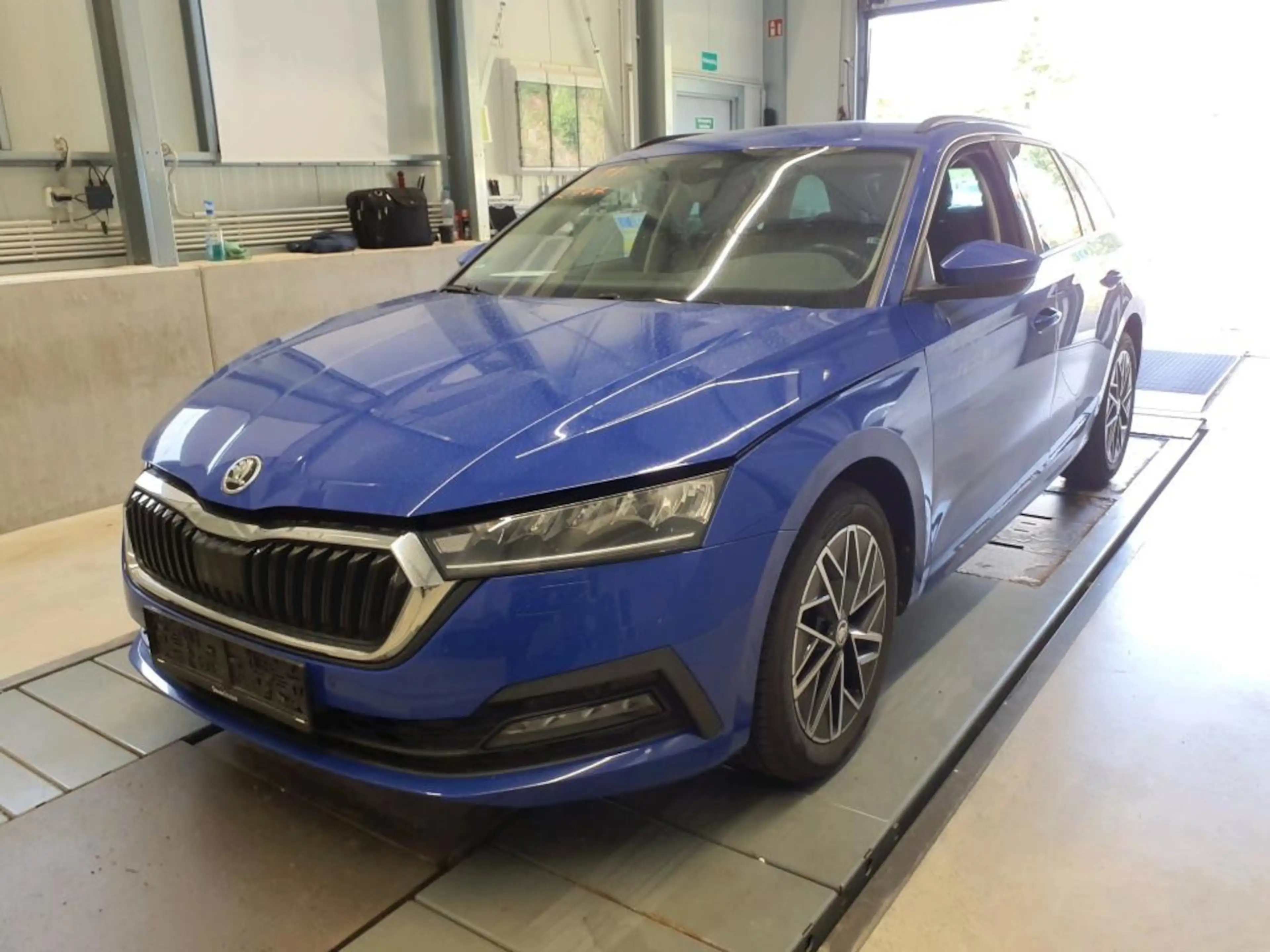 Skoda Octavia 2.0 TDI LED*NAVI*VIRTUAL*KAMERA*AHK