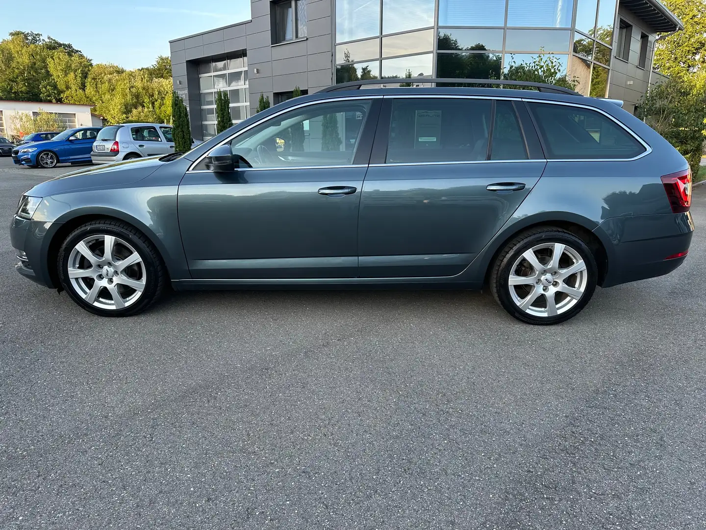 Skoda Octavia Style / DSG / ACC / LED Grau - 2