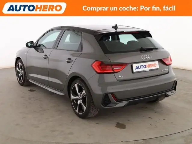 Audi A1 view 4