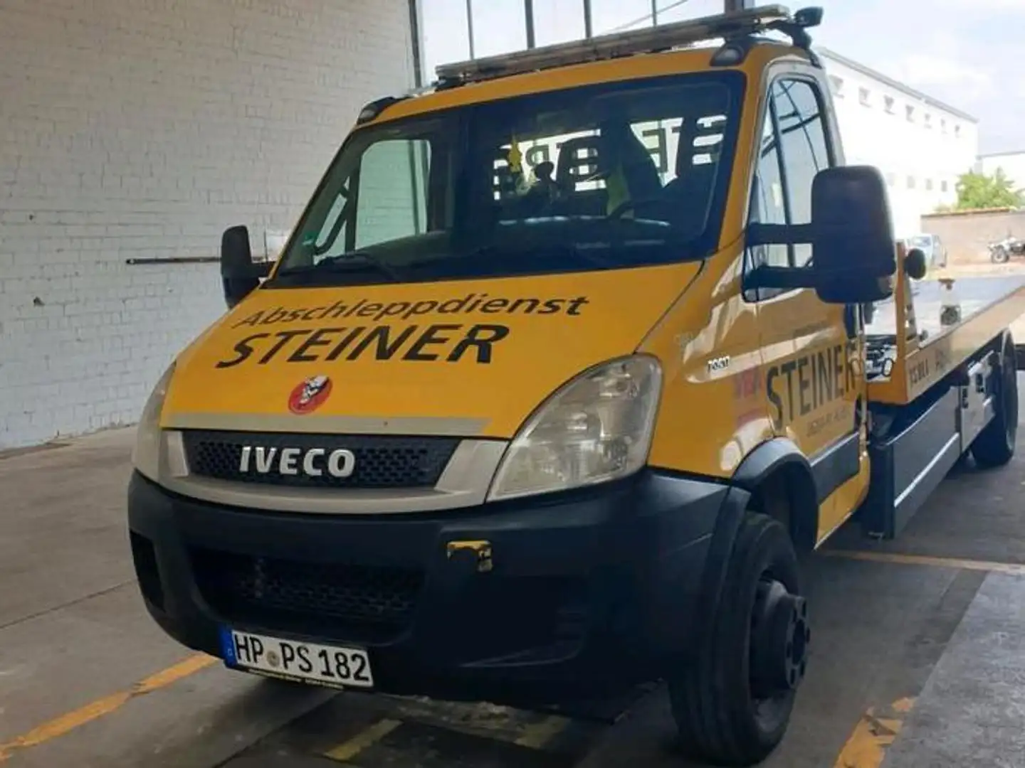 Iveco Daily 70 C 17 Gelb - 1