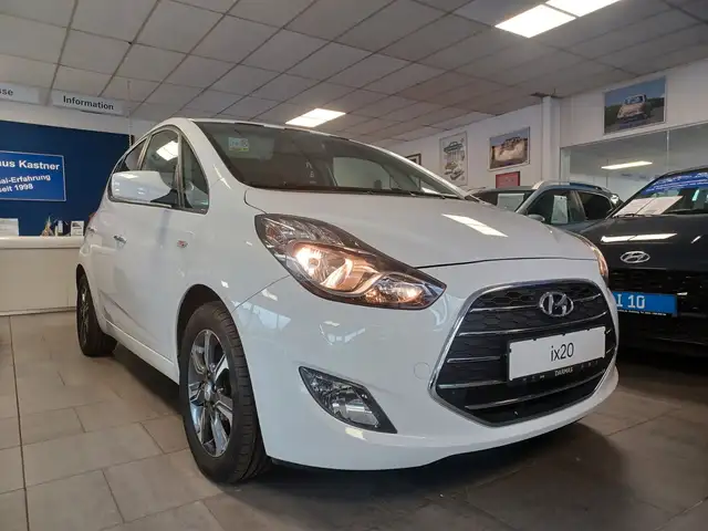 Hyundai iX20 blue YES! Klima Sitzhzg PDC