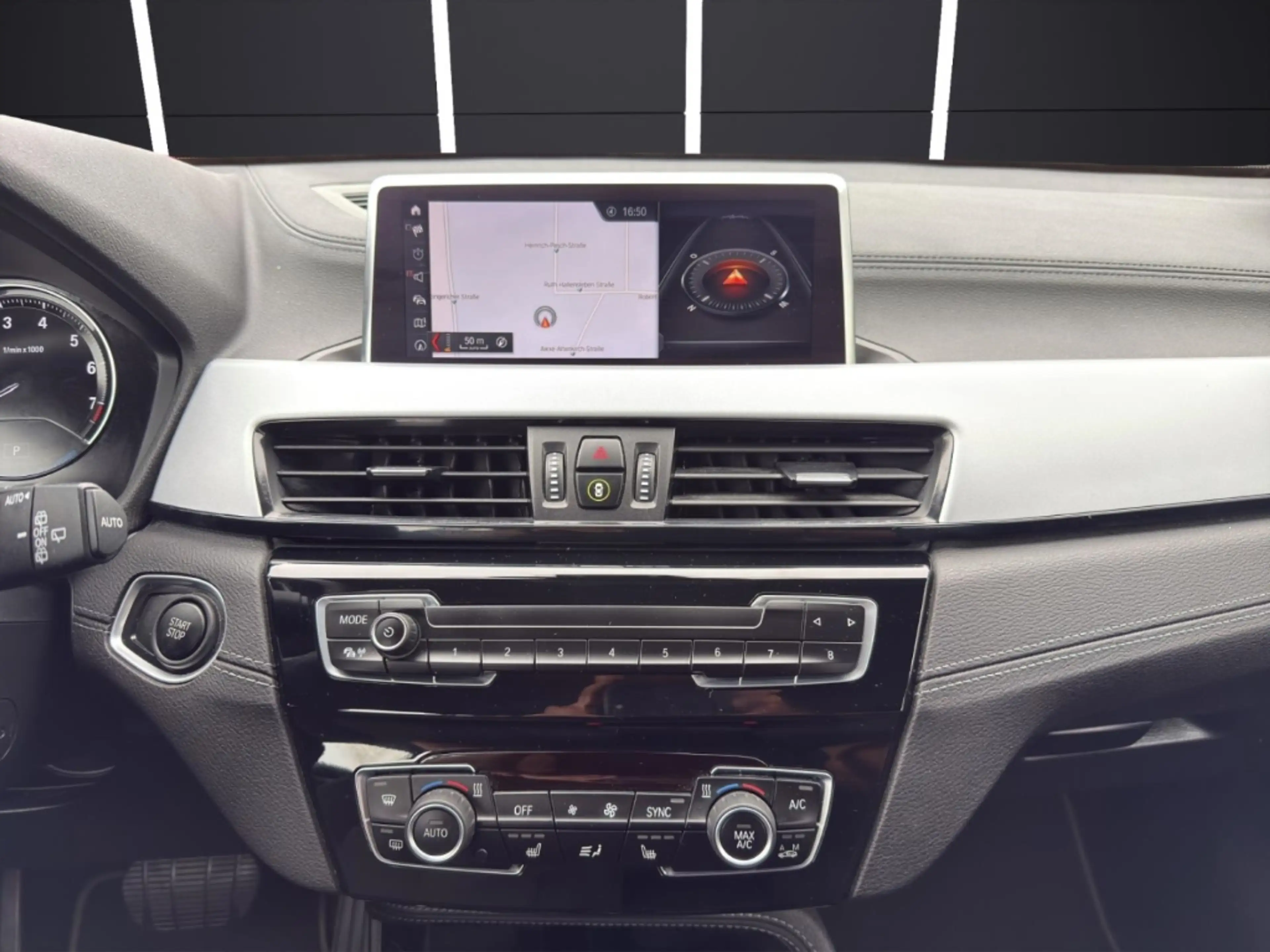 BMW X2 xDrive 25e Advantage Navi LED Sperrdiff. ACC El.He — photo 15