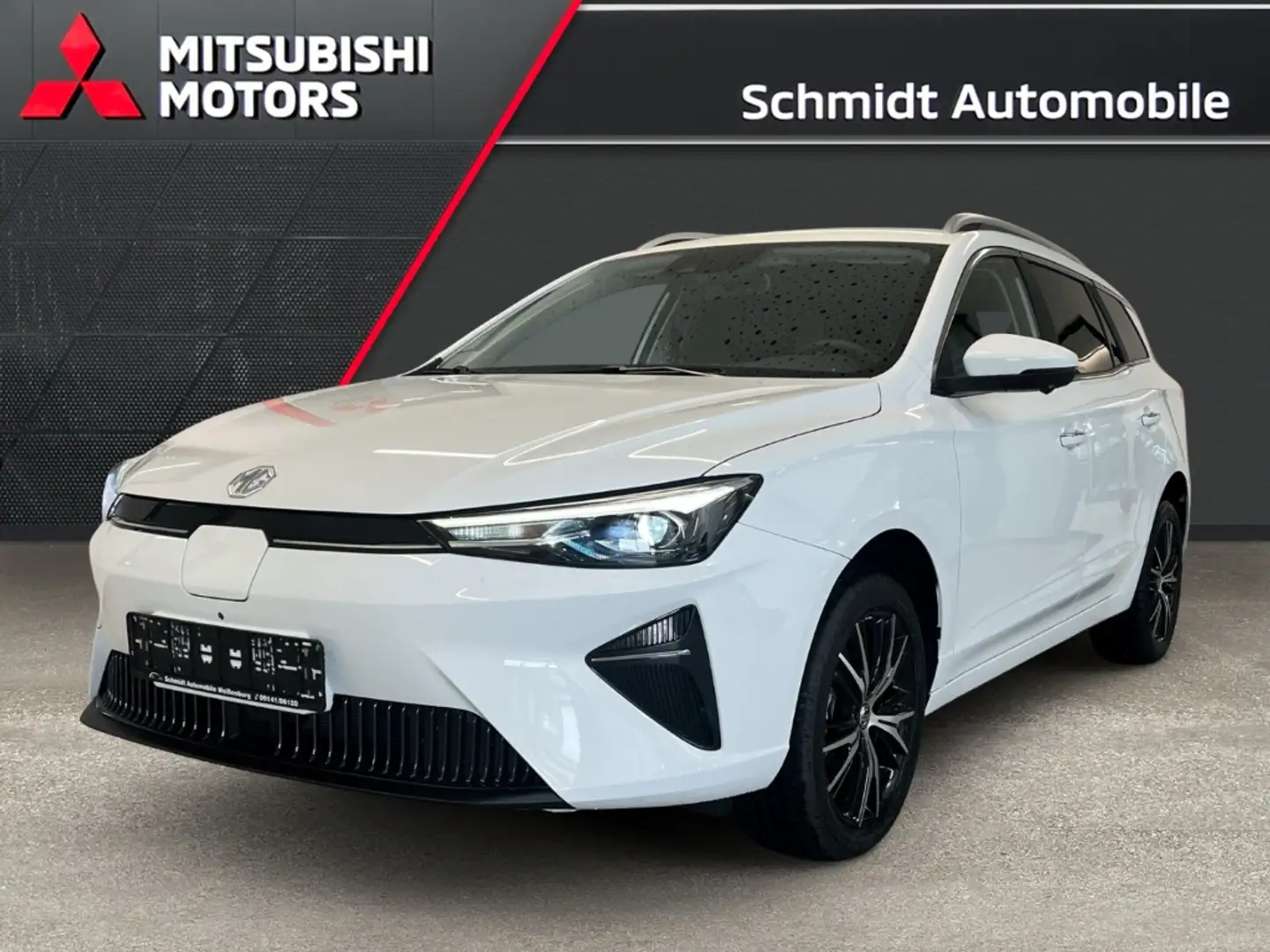 MG MG5 61 kWh Luxury Kamera360 LED Navigation ACC Weiß - 1