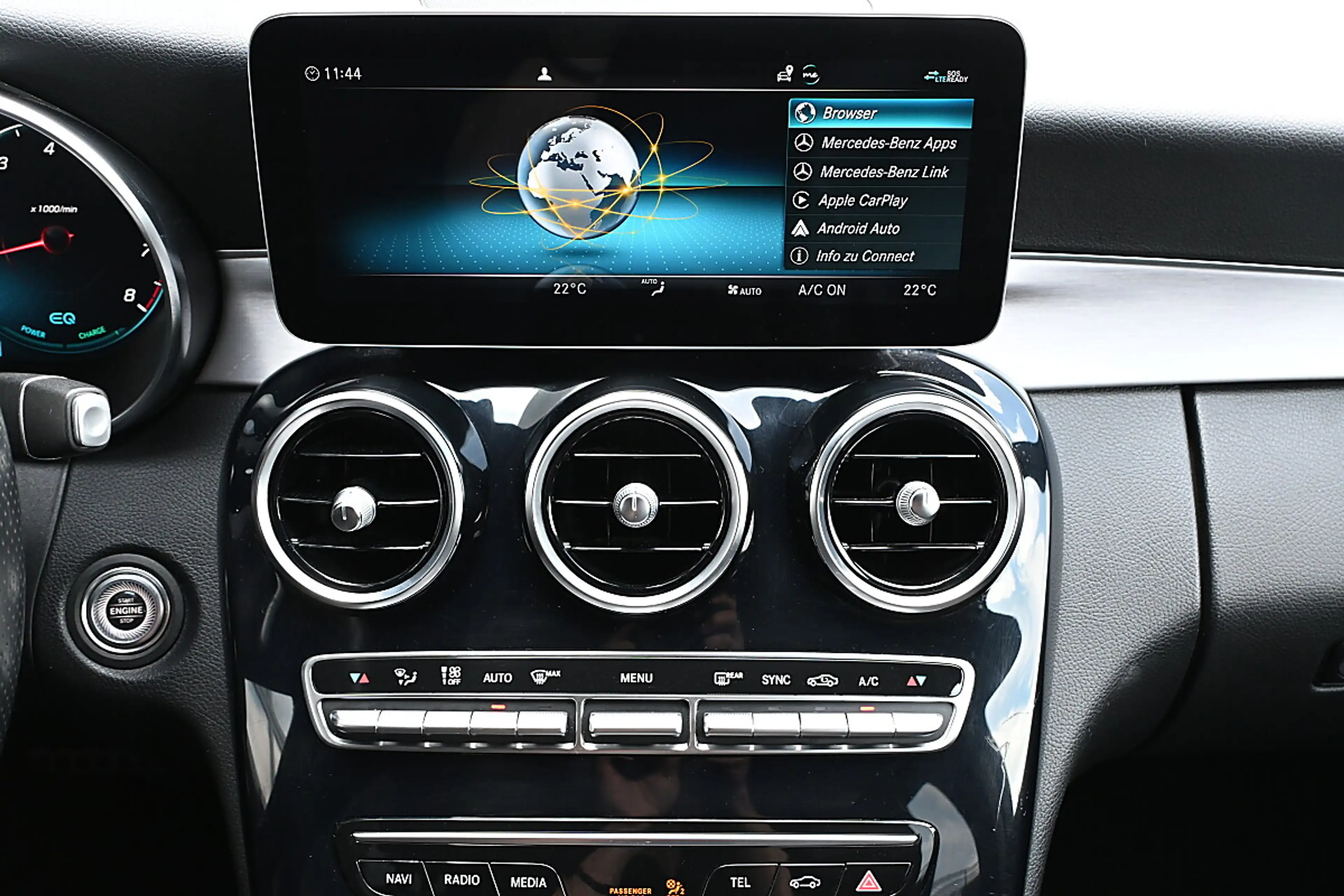 Mercedes-Benz C 200 T 4MATIC Aut. 2x AMG, 360 CAM, Widescreen, Nigh... — photo 12