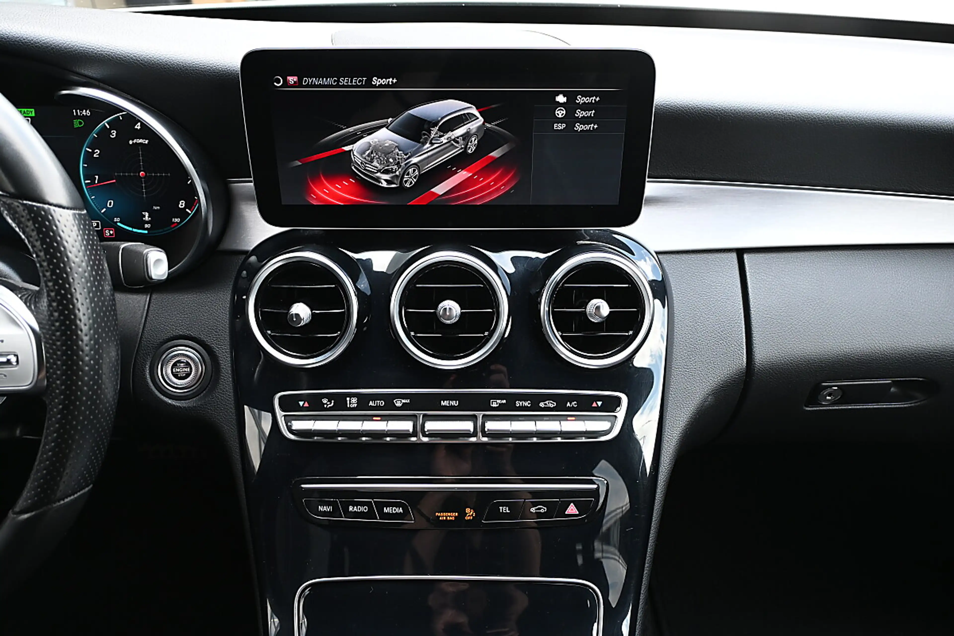 Mercedes-Benz C 200 T 4MATIC Aut. 2x AMG, 360 CAM, Widescreen, Nigh... — photo 11