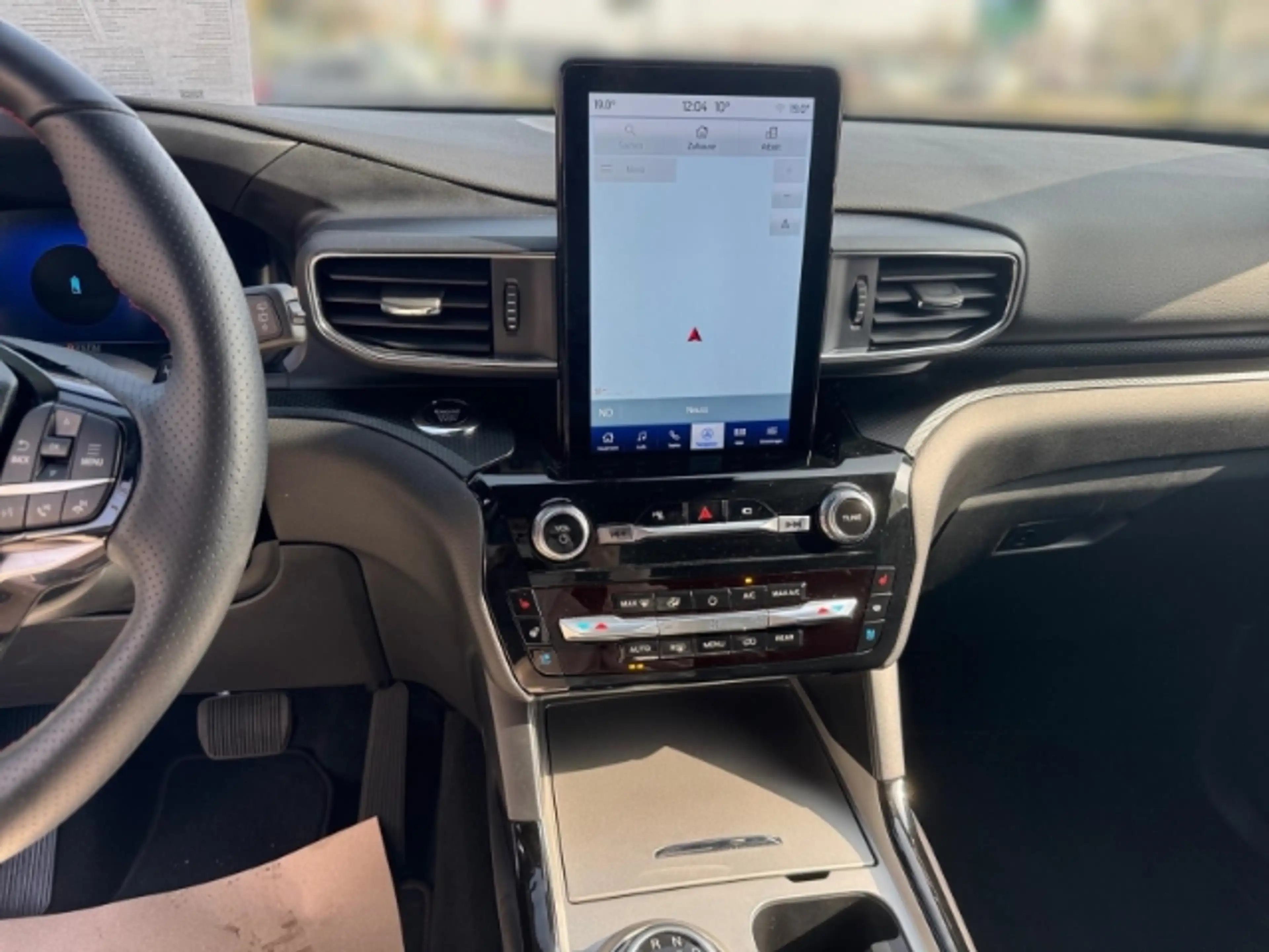 Ford Explorer Plug-in-Hybrid 4x4 ST-Line 7-Sitzer + AHK abn. + e — photo 10