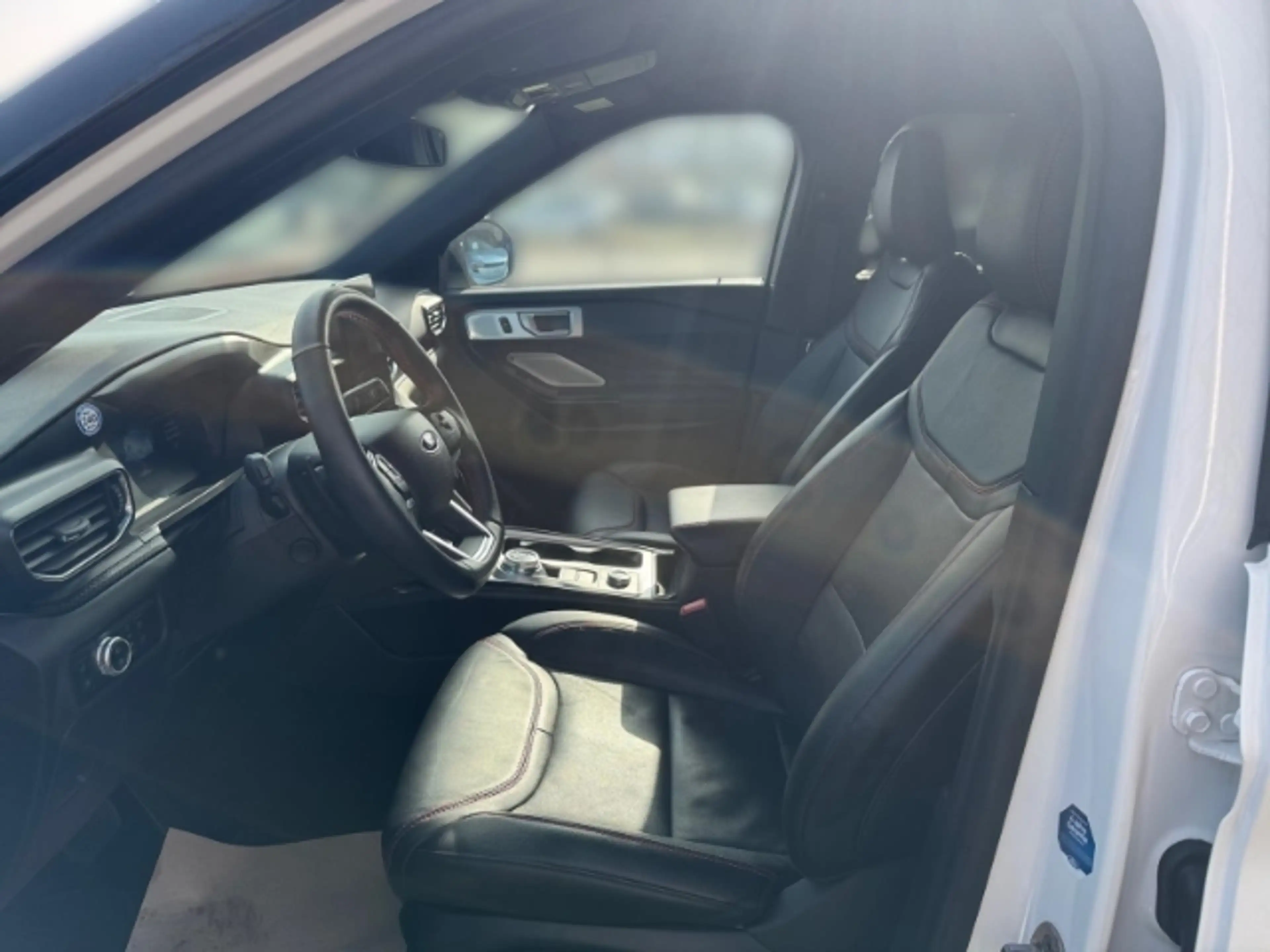 Ford Explorer Plug-in-Hybrid 4x4 ST-Line 7-Sitzer + AHK abn. + e — photo 8
