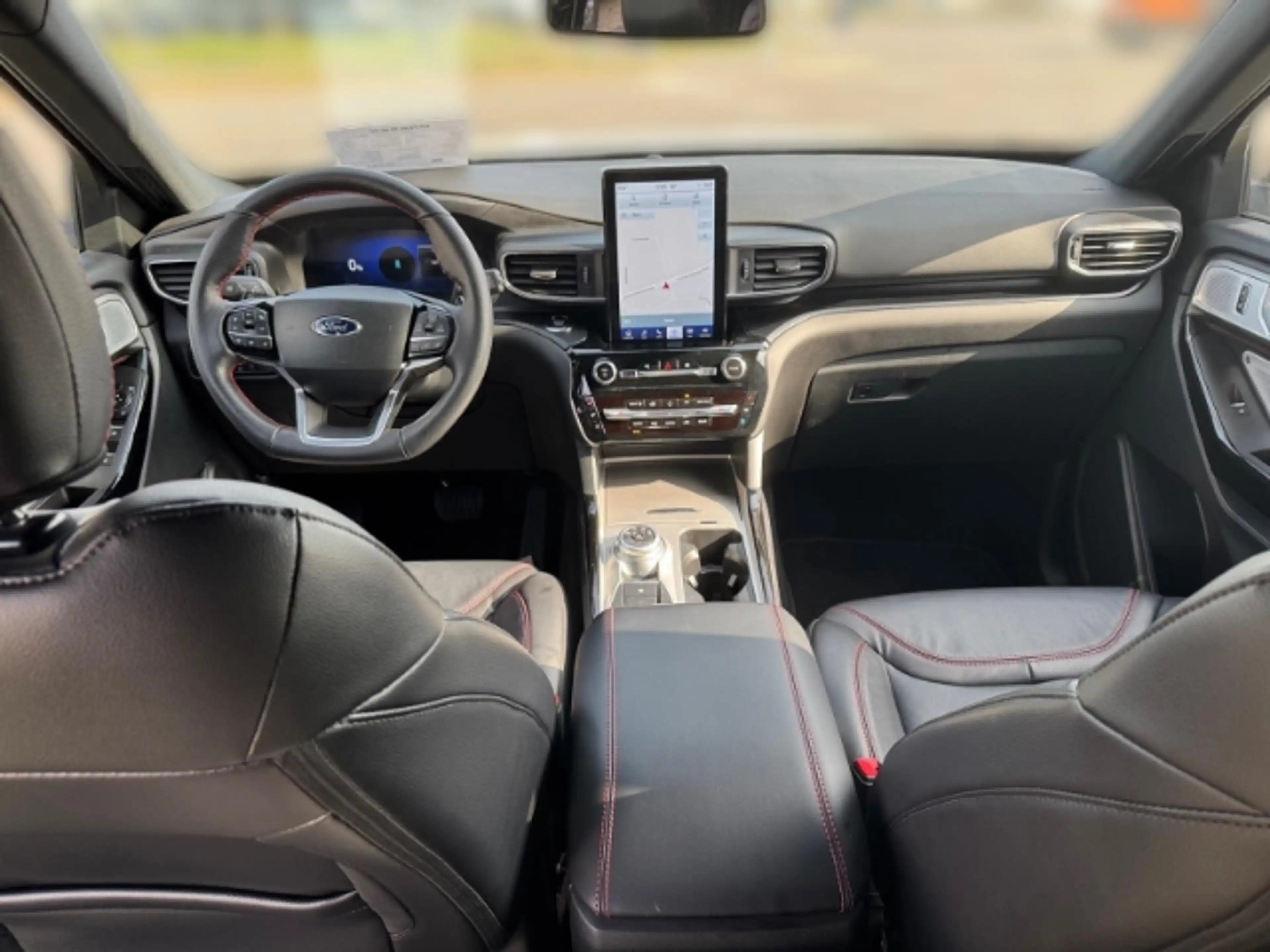 Ford Explorer Plug-in-Hybrid 4x4 ST-Line 7-Sitzer + AHK abn. + e — photo 12
