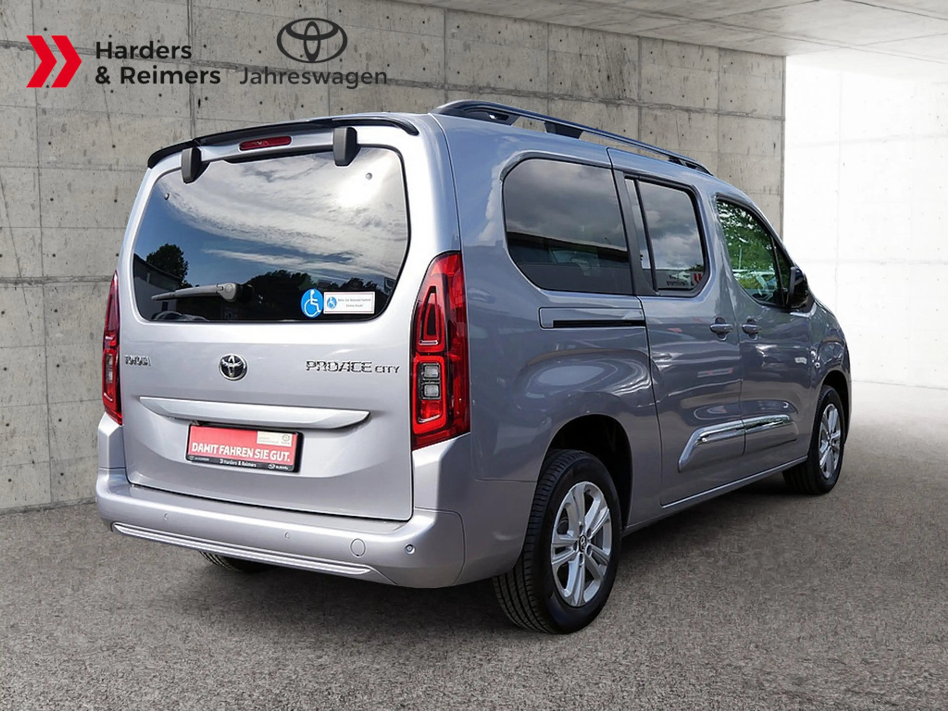 Toyota Proace City Verso 1.5 D-4D 7-Sitze behinderte — photo 5