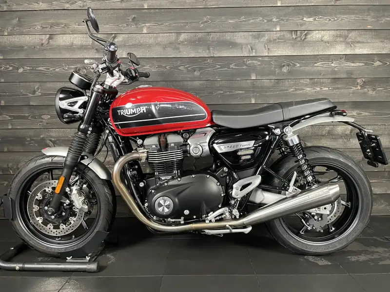 Triumph Speed Twin - foto 8