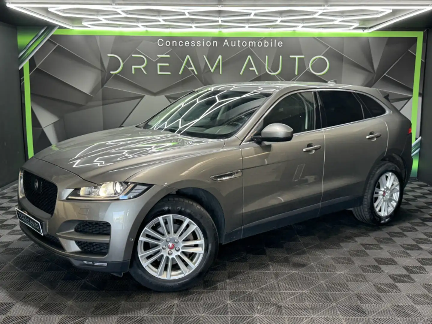 Jaguar F-Pace 2.0T 250CH PORTFOLIO AWD BVA8 Gris - 1