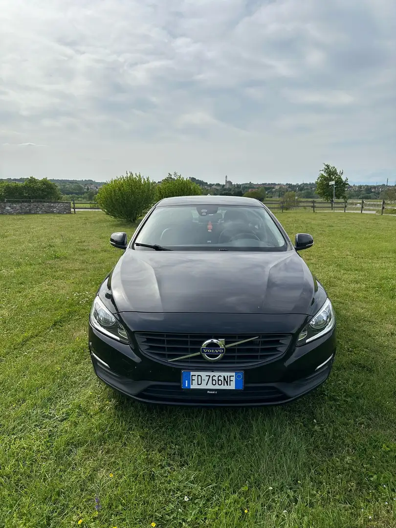 Volvo S60 2.0 d3 Kinetic geartronic Nero - 1