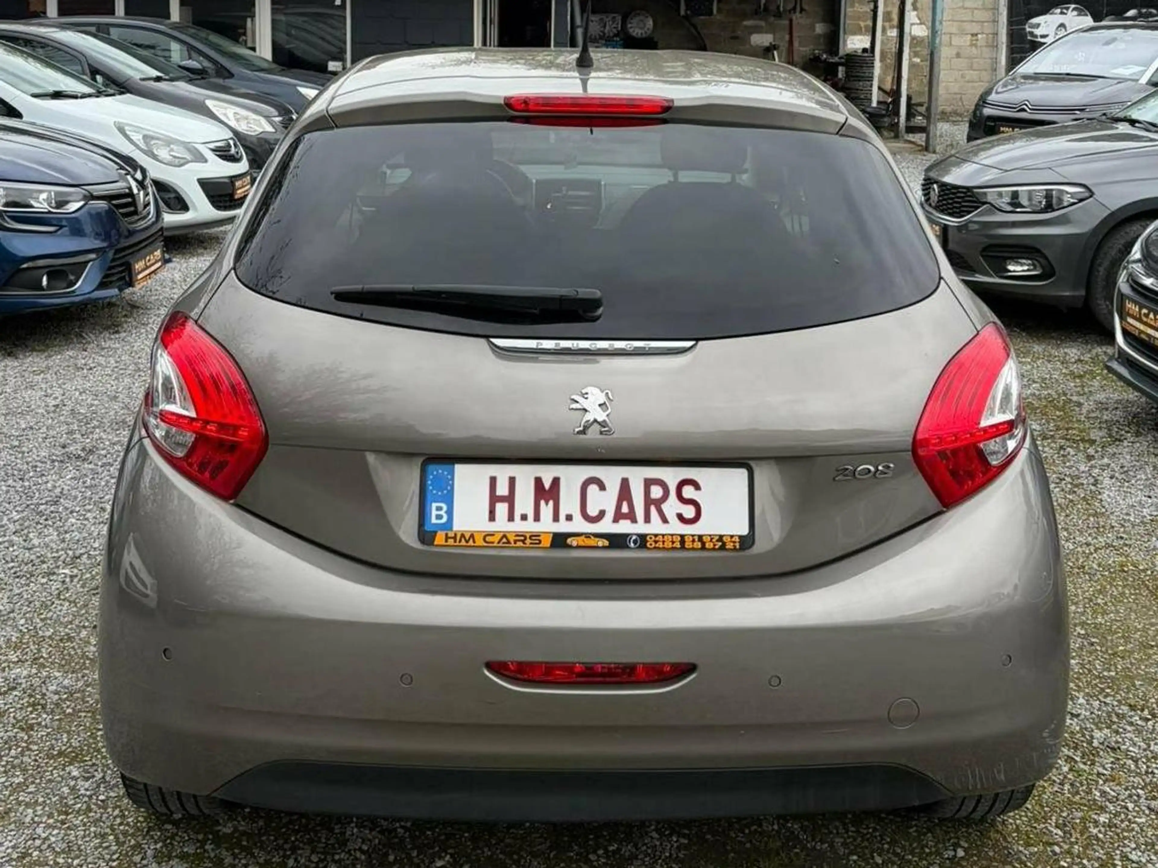 Peugeot 208 208 1.4i Allure — photo 6