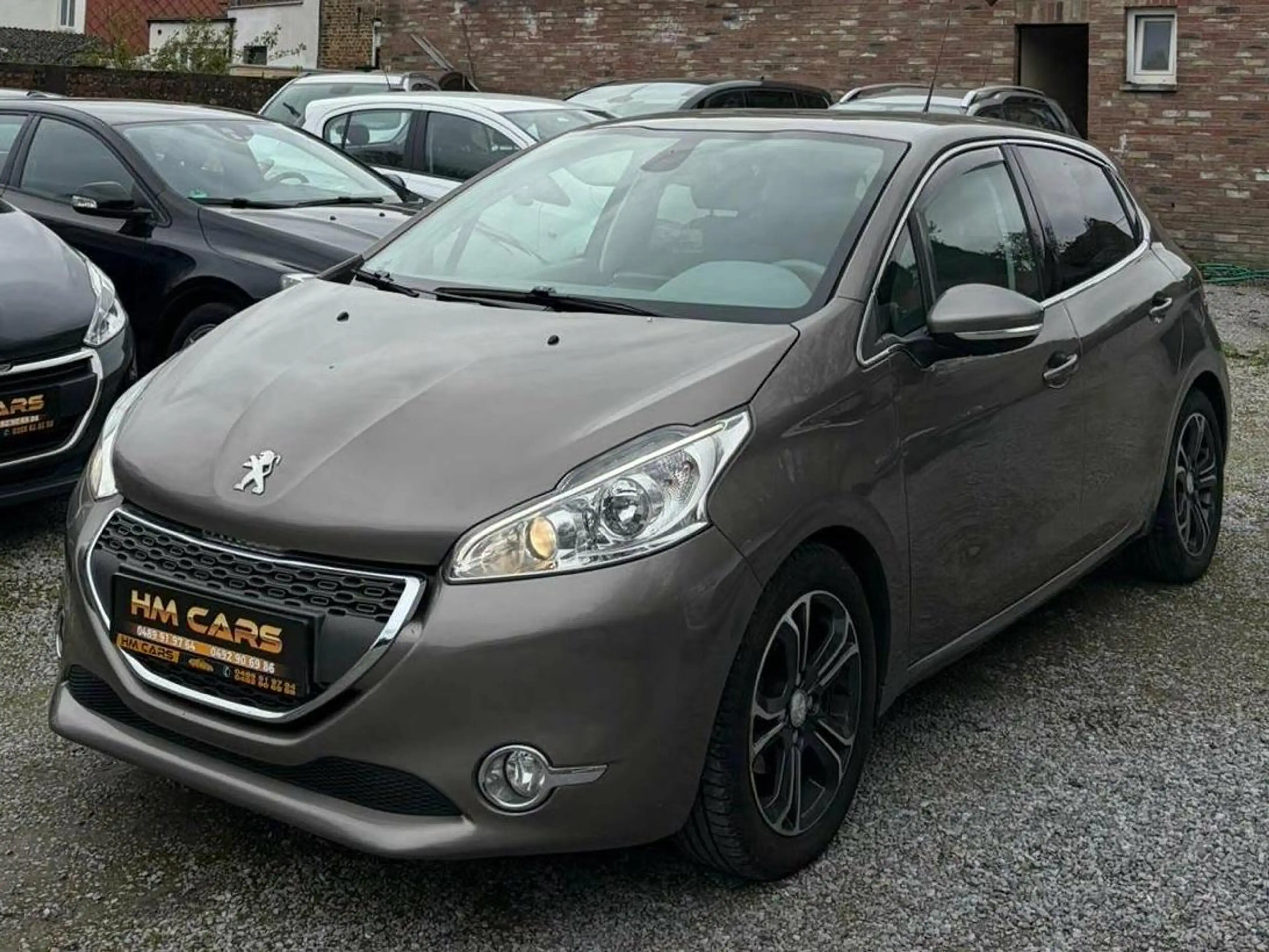 Peugeot 208 208 1.4i Allure — photo 3